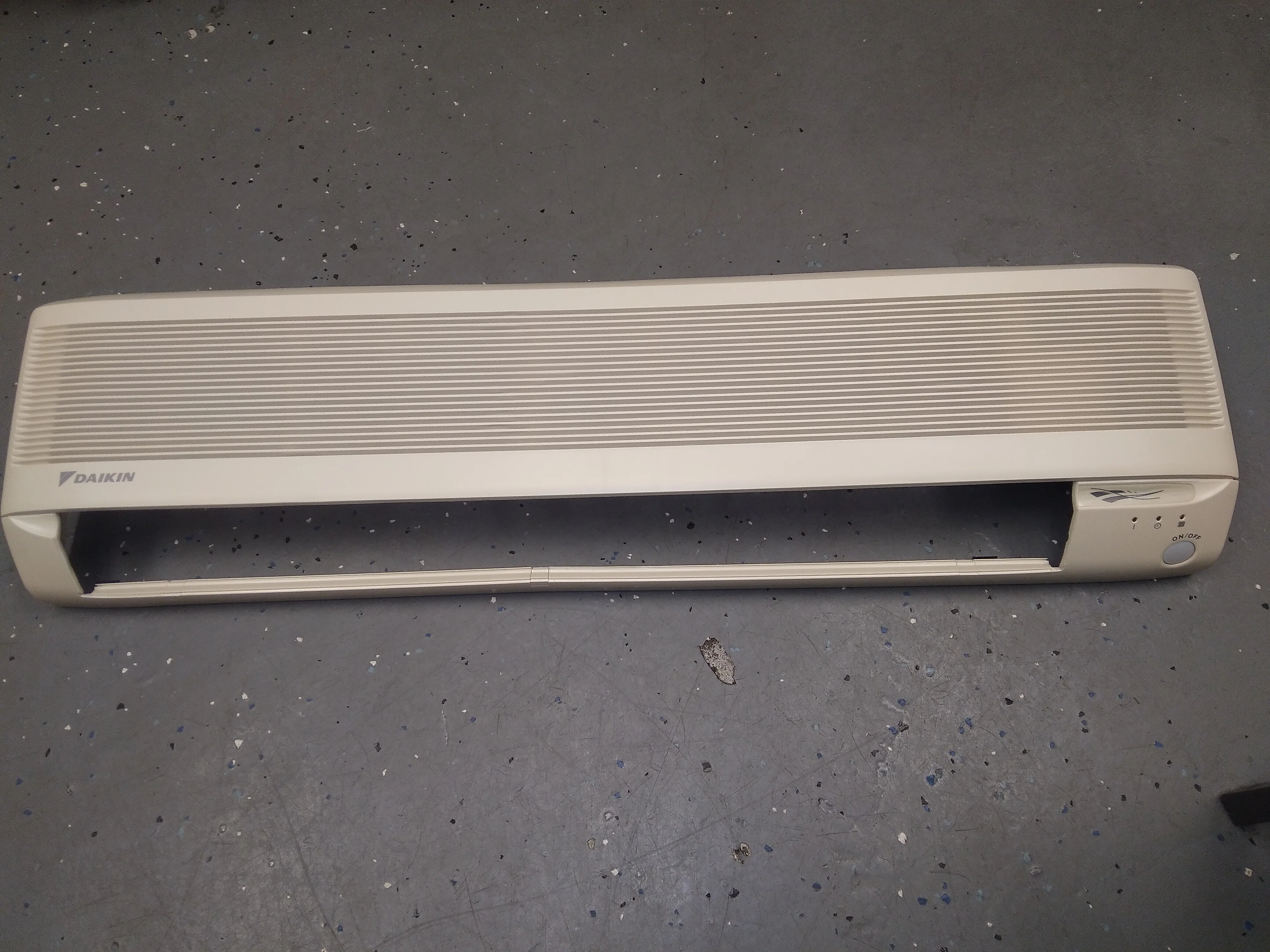 FRONT GRILLE ASSEMBLY FOR MODEL # FTY60GAV1A