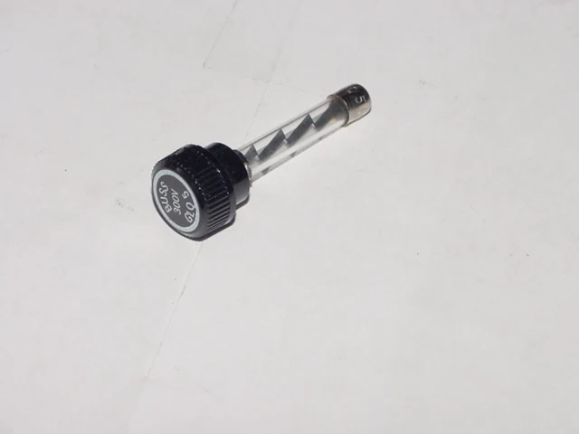 GMQ 5 AMP 300 VOLT FUSE