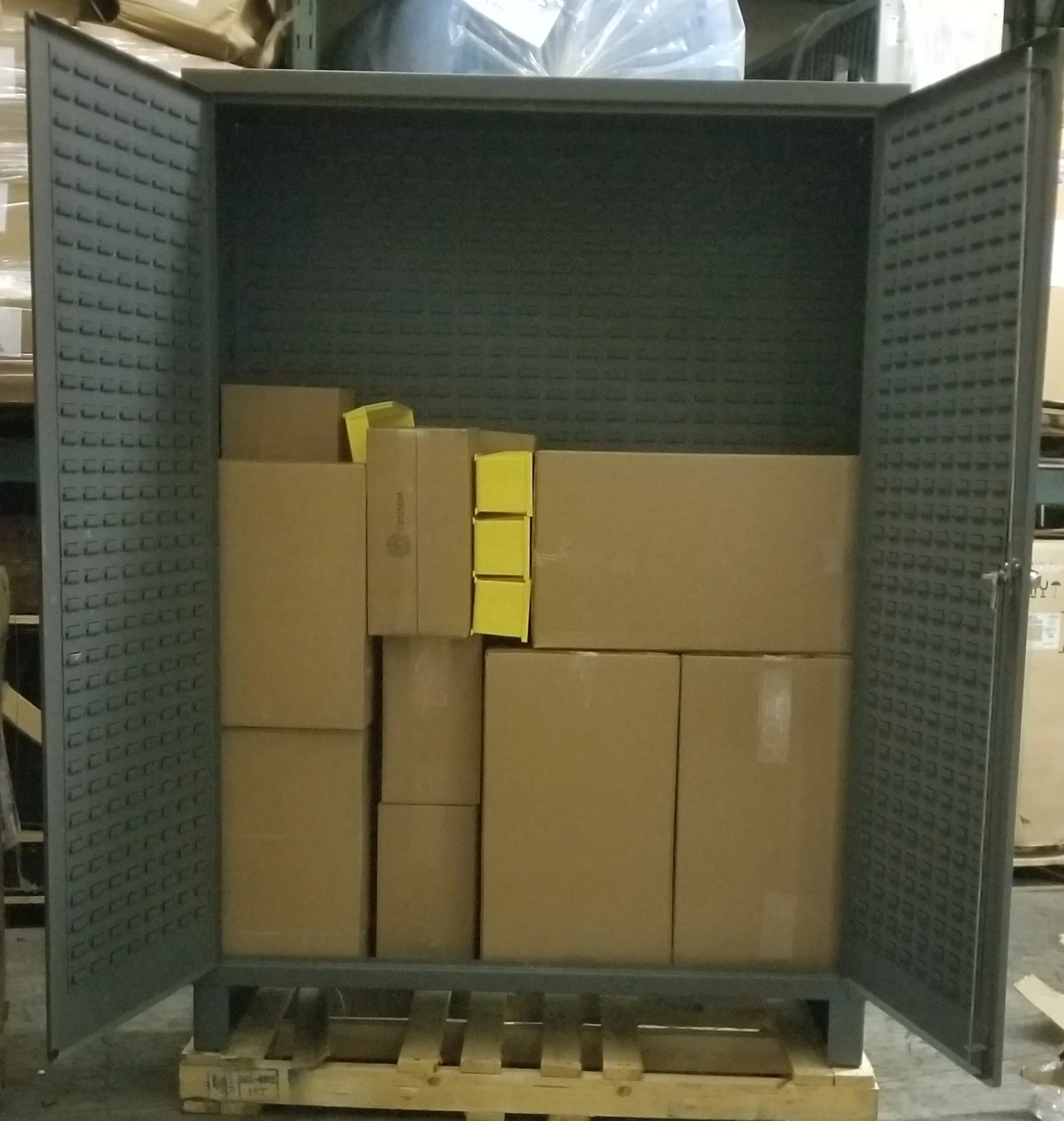 Heavy Duty Steel Bin Cabinet (Assembled) - Image 3