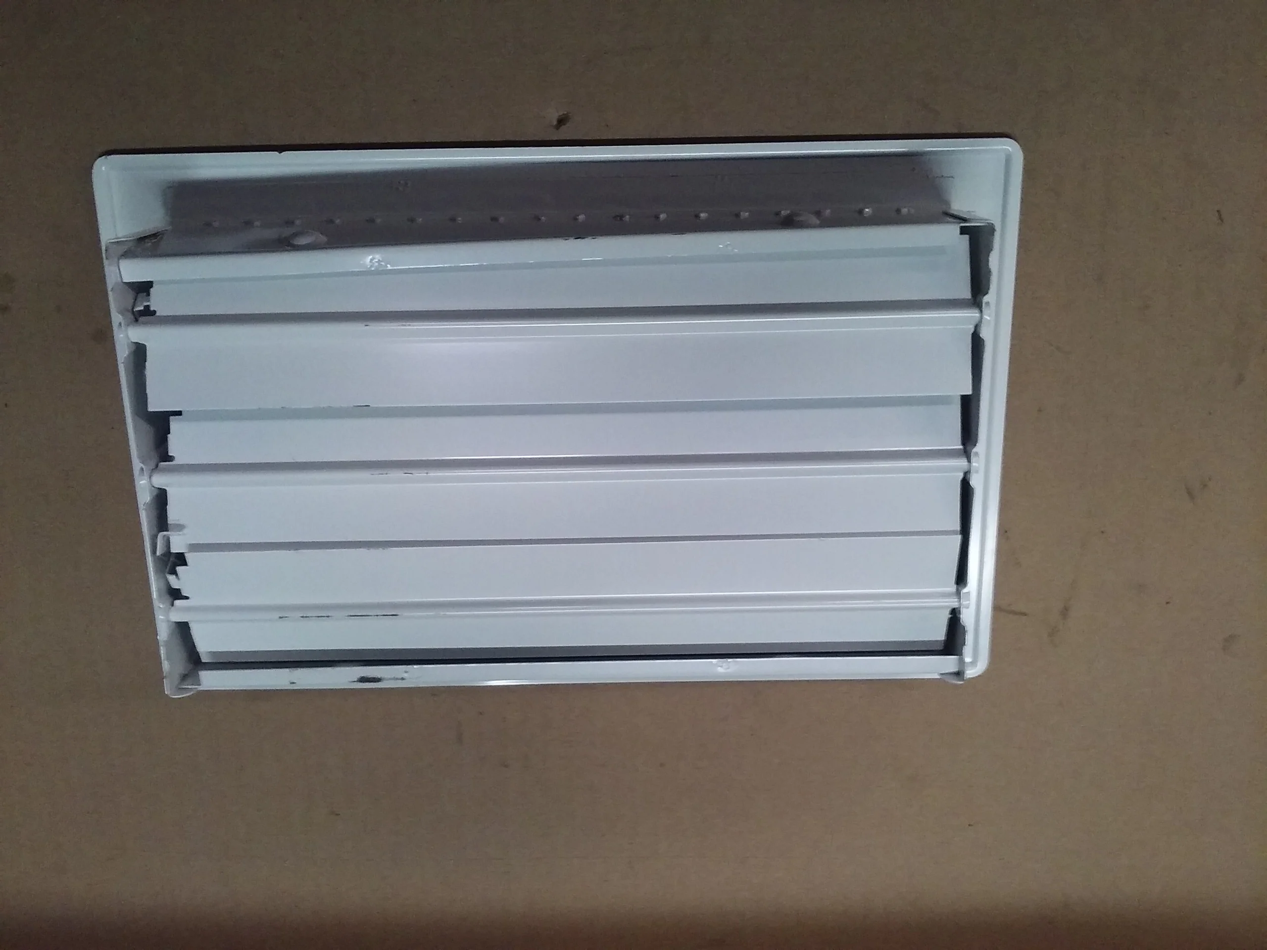 HEAVY GAUGE STEEL FLOOR REGISTER 6" X 10"/WHITE - Image 2