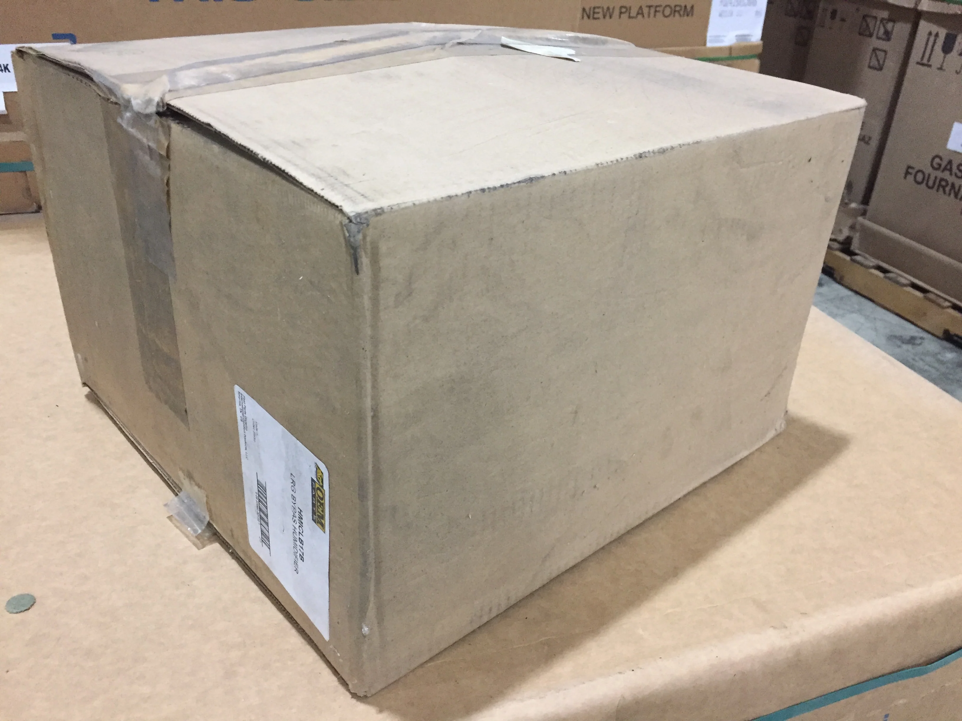 Large Bypass Humidifier With Damper And Humidistat, 24 VAC - Image 5