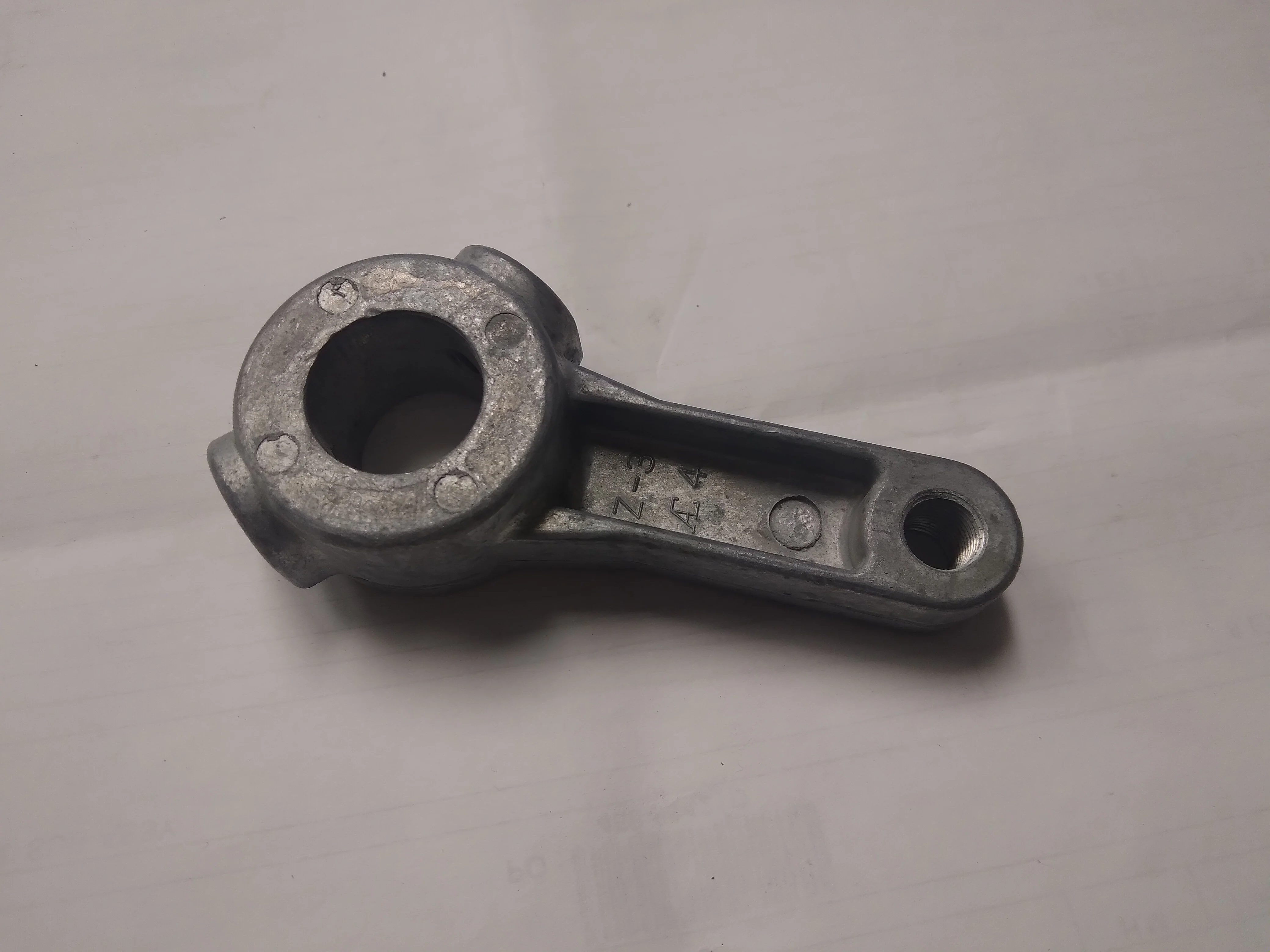 LEVER - Image 3