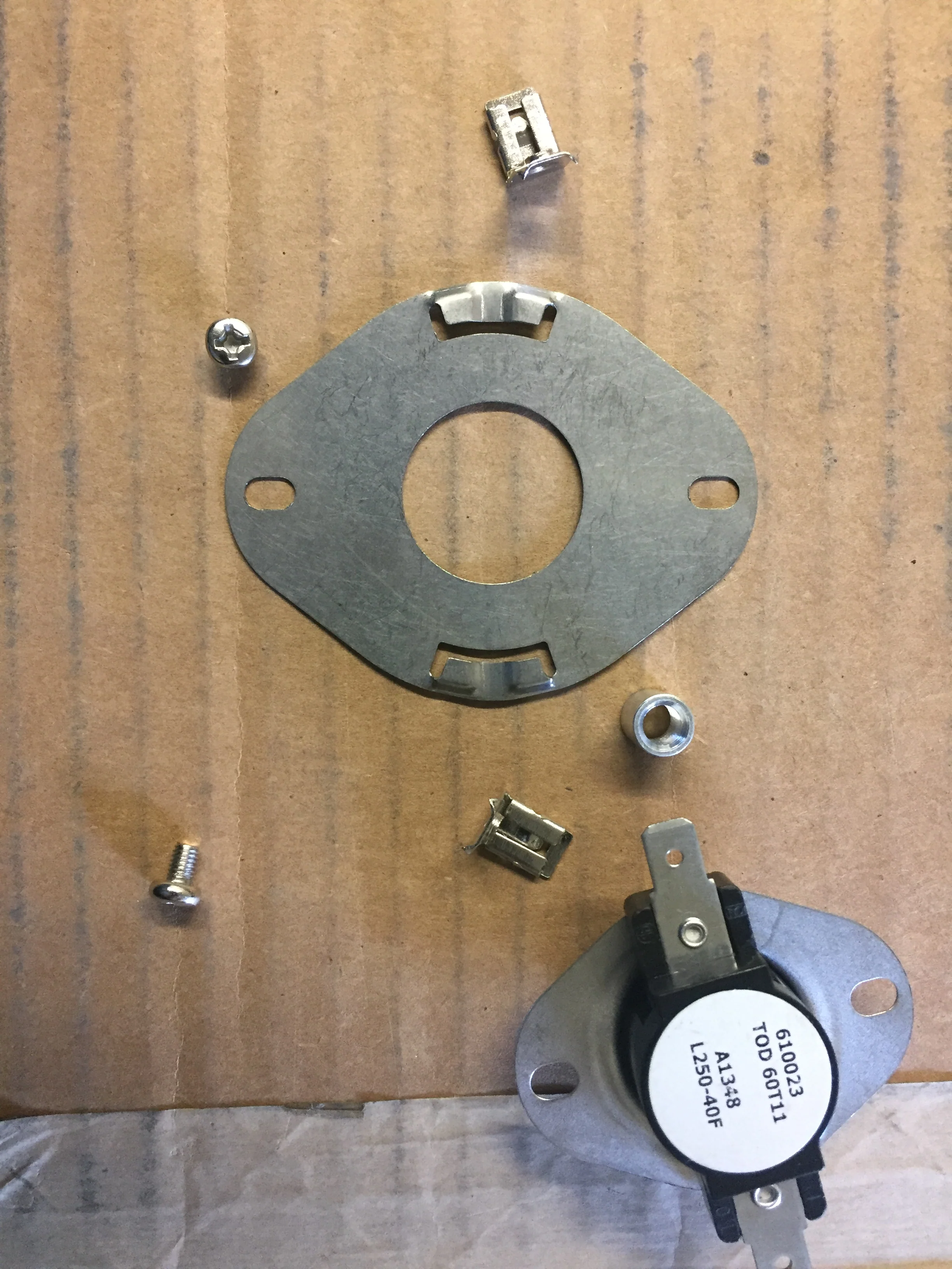 Limit Control Thermostat, Open:250, Close:210 (40) - Image 6