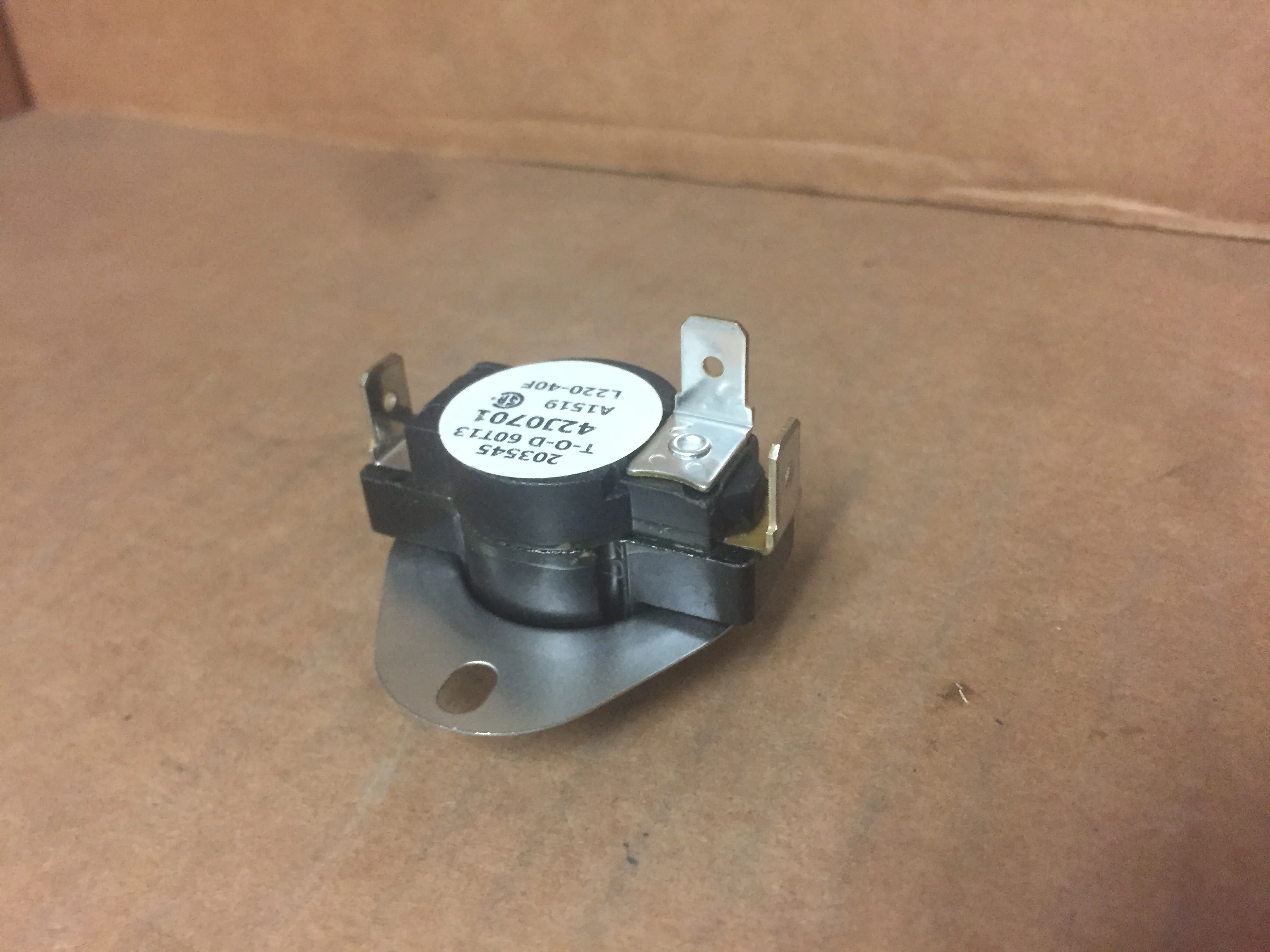 Limit Switch w/Auto Reset - Image 3