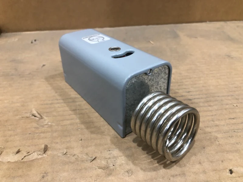 Line Voltage 20-90V Space Thermostat - Image 2