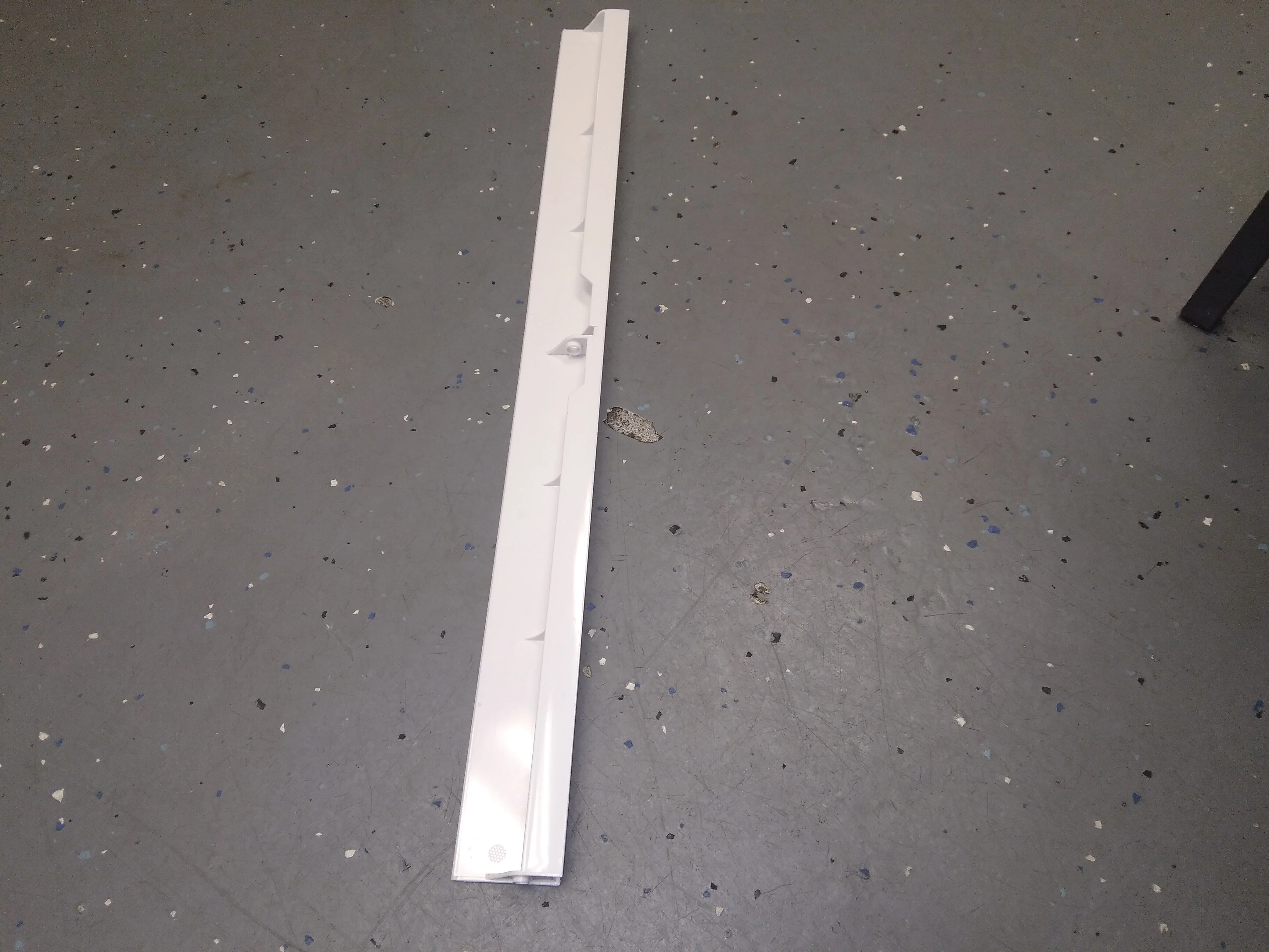 Louver Guide for Model #4MYW8518A1000AA - Image 4