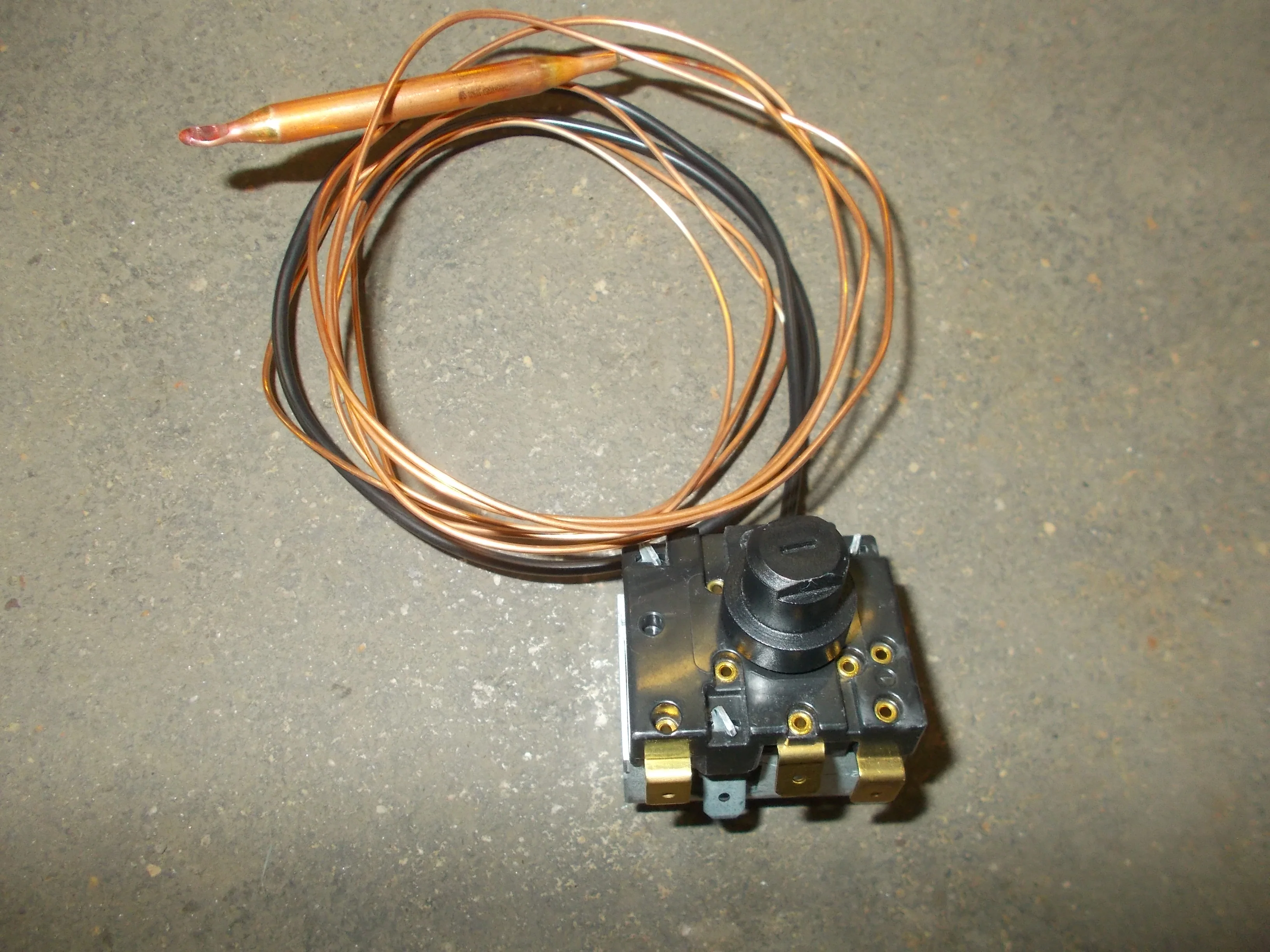 Manual Reset High Limit, 230 VAC - Image 8