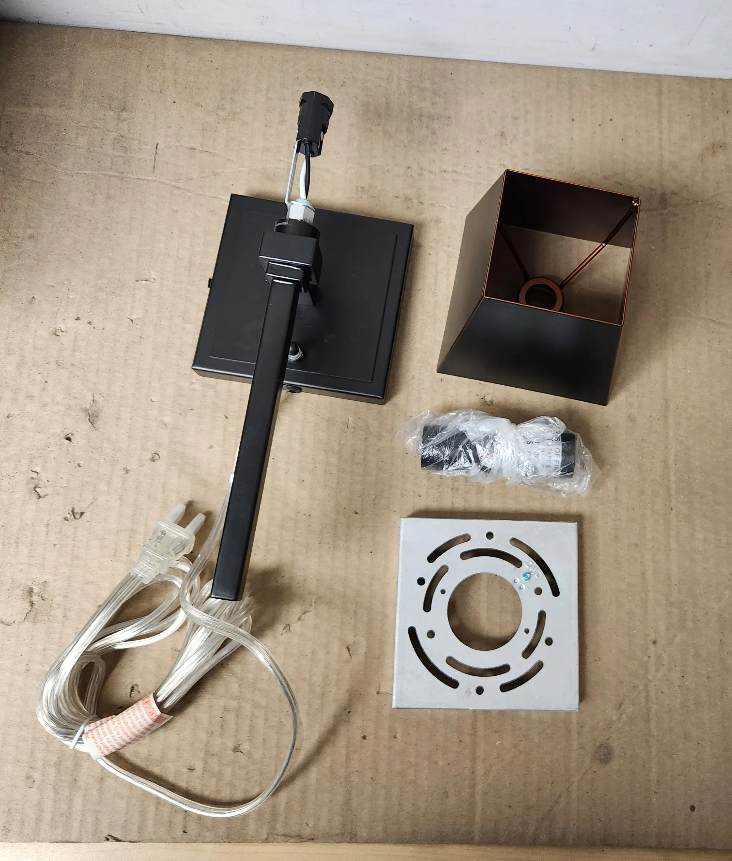 MESSINA 15" TALL WALL SCONCE MATTE BLACK - Image 2