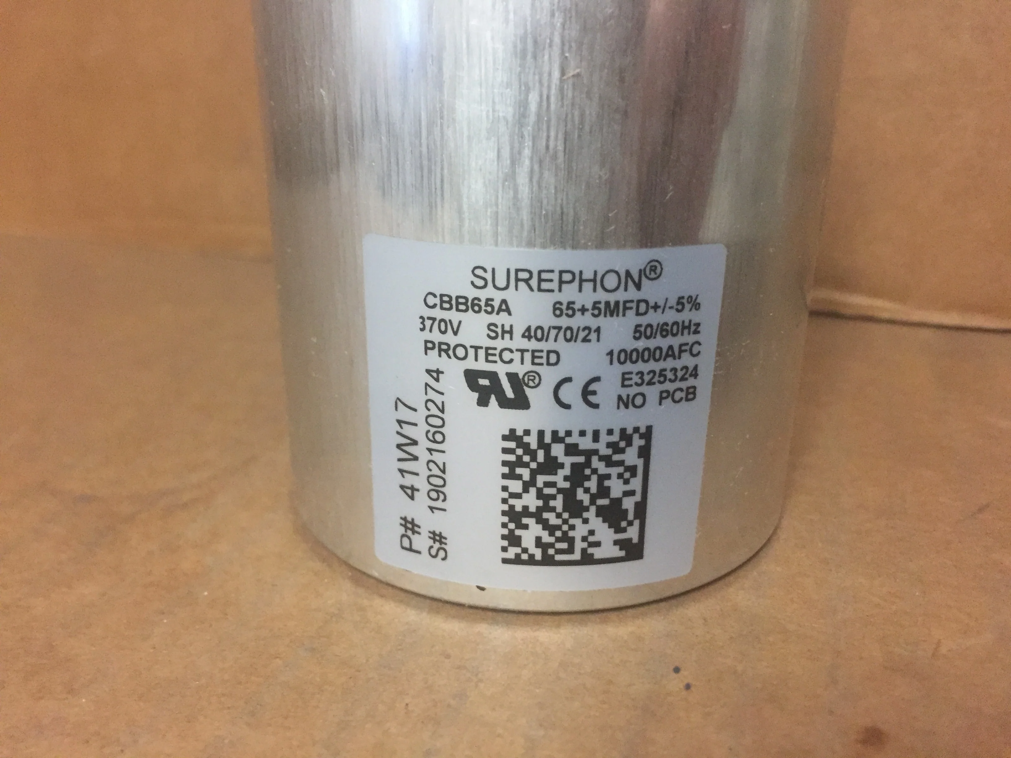 MFD 65+5 370 VAC Round Capacitor - Image 3