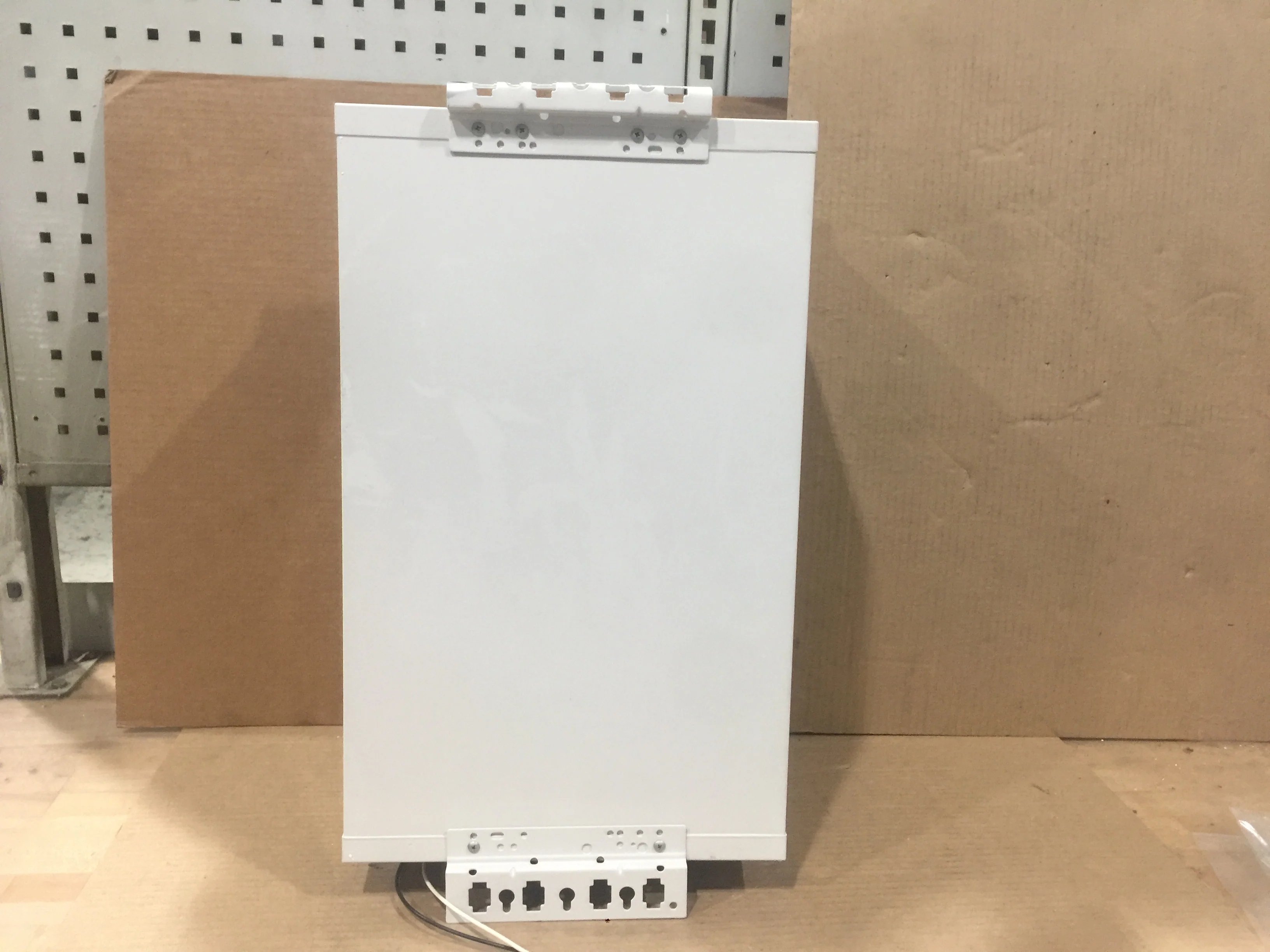 Mobius Series Multi-Unit Controller for T-M1 Water Heaters; 120VAC, 60 Hz - Image 3