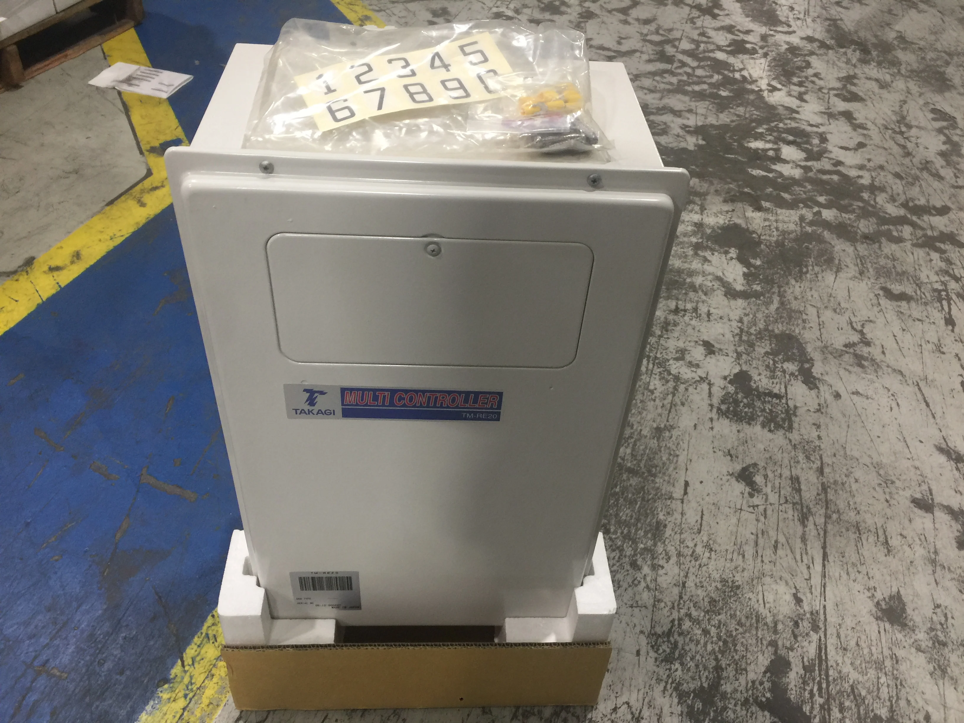 Mobius Series Multi-Unit Controller for T-M1 Water Heaters; 120VAC, 60 Hz - Image 5