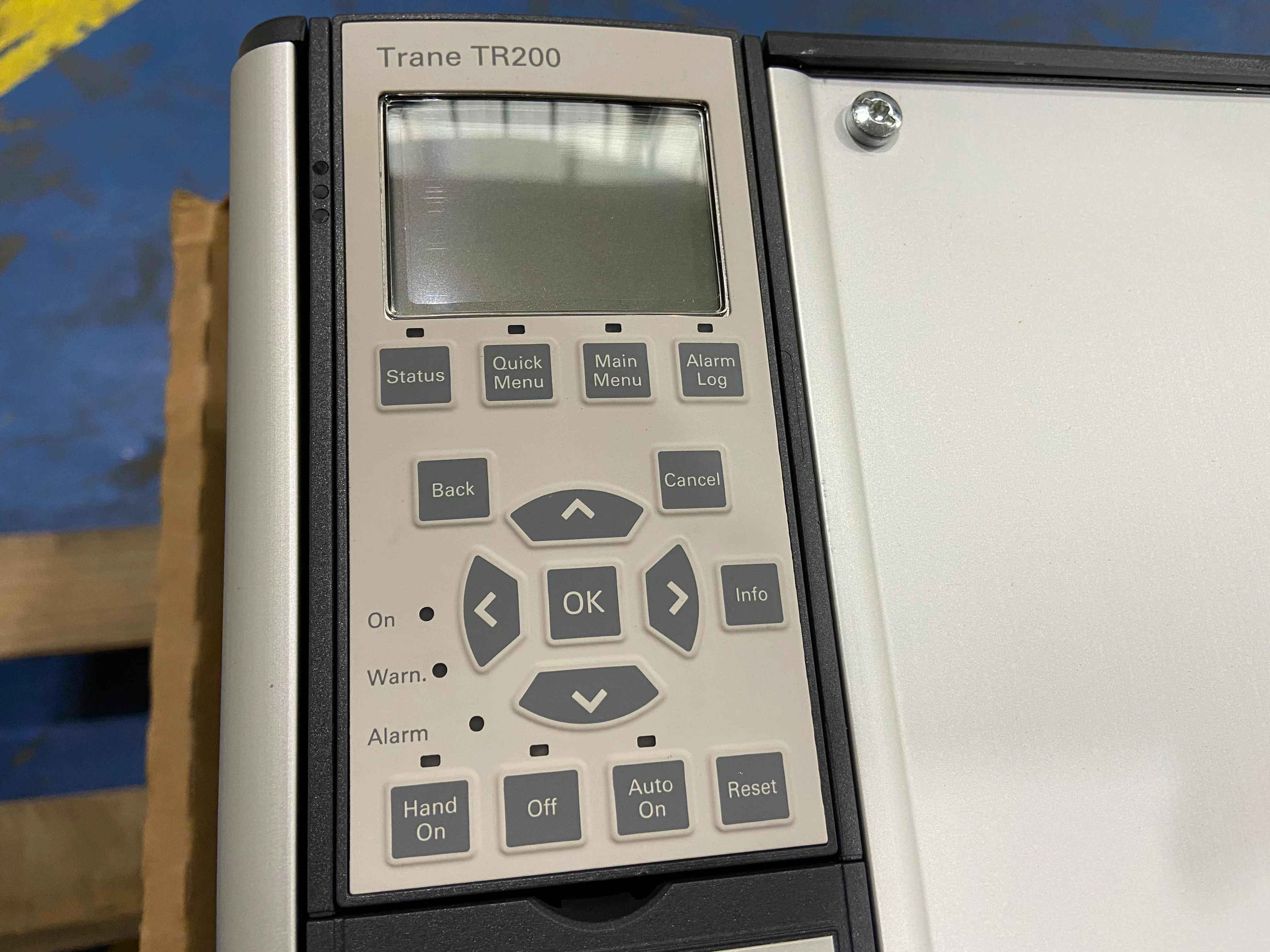 Nema 1 Vertical TR200 Series Variable Frequency Drive 460/50-60/3 - Image 3