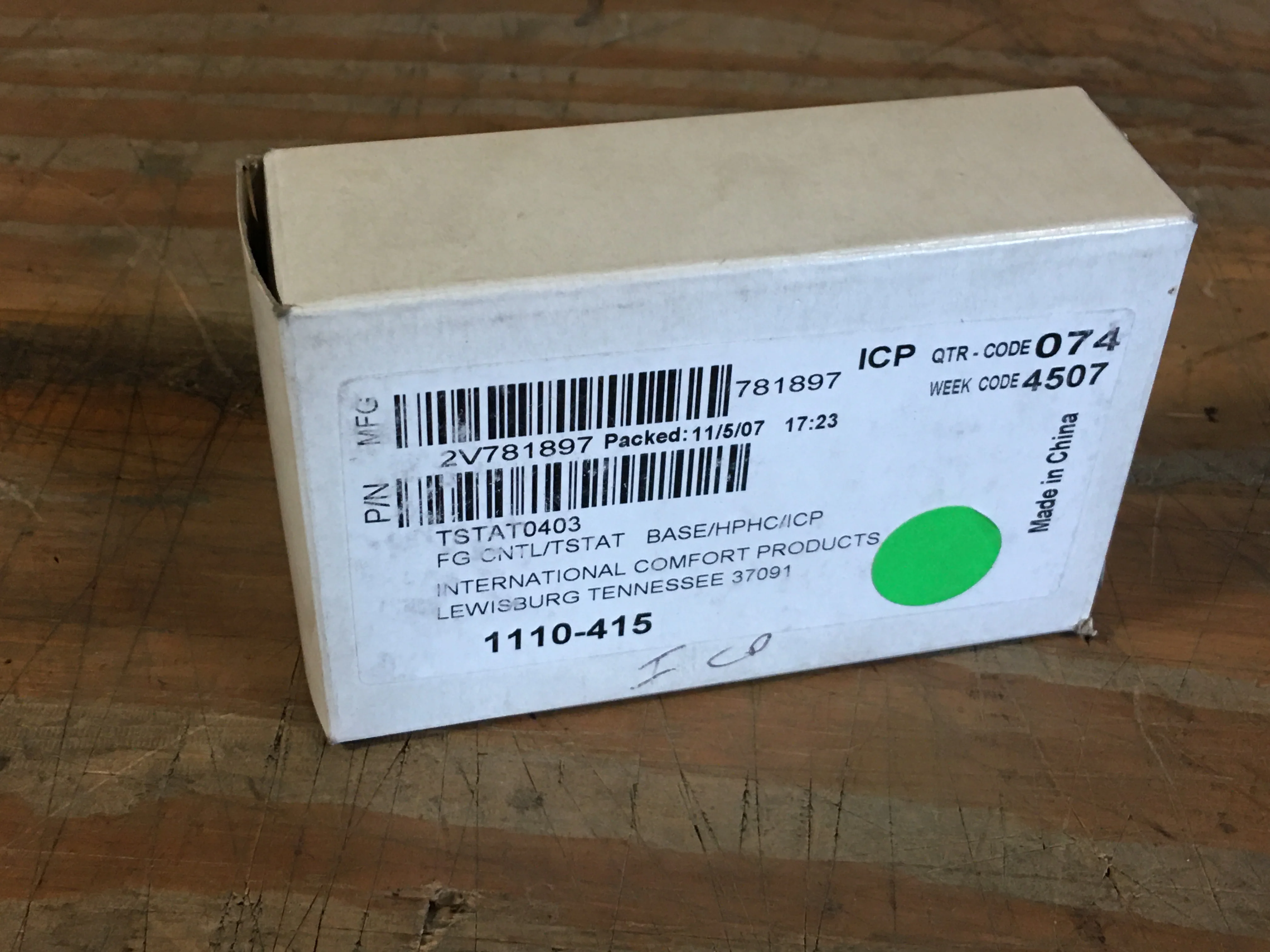 Non-Programmable Multi-Stage 24V Heat Pump Thermostat - Image 5