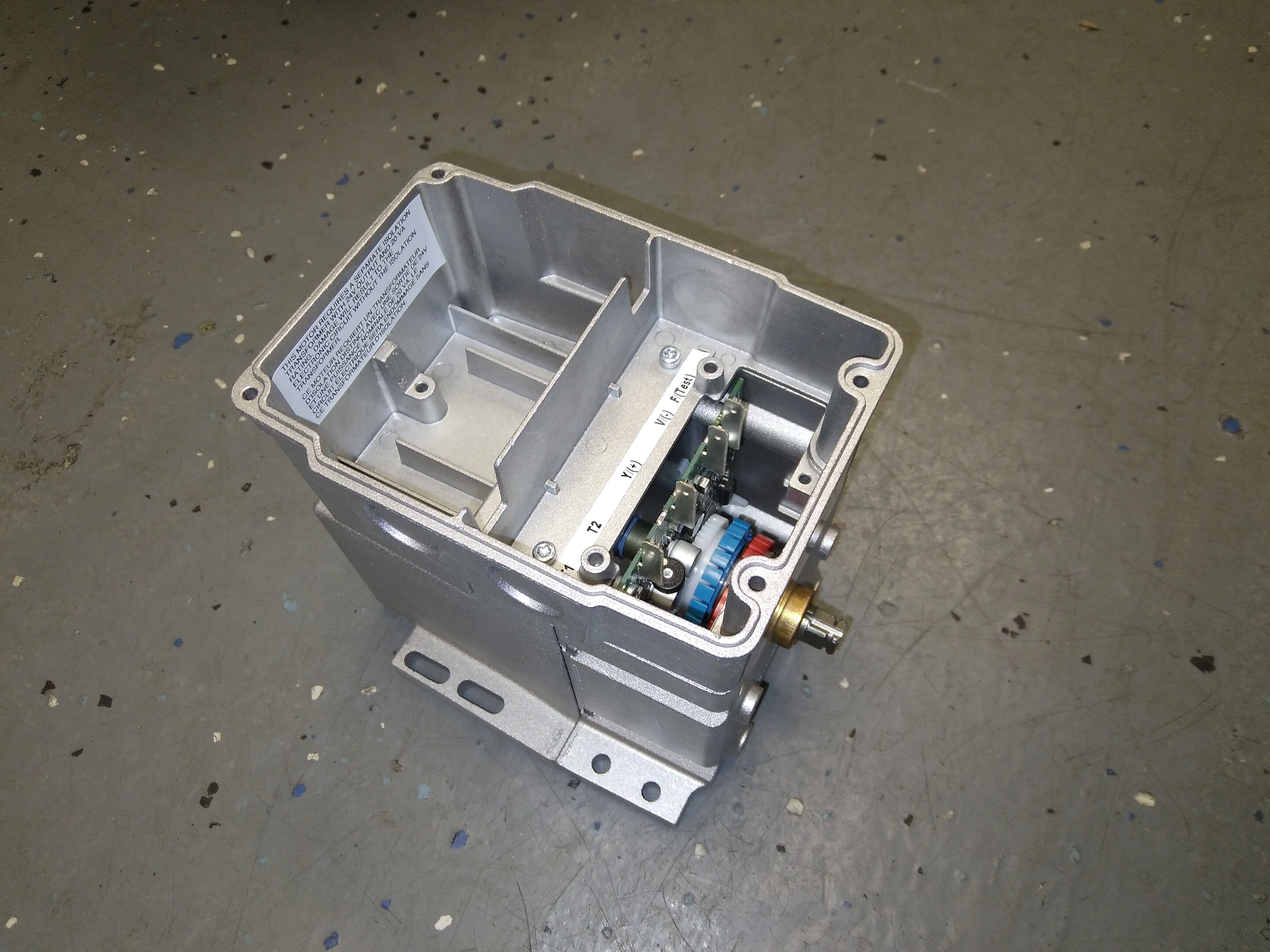 Non-Spring Return Foot Mounted Damper Actuator 24/60/1 15Va 90-160 Degree 150 In-Lbs - Image 3