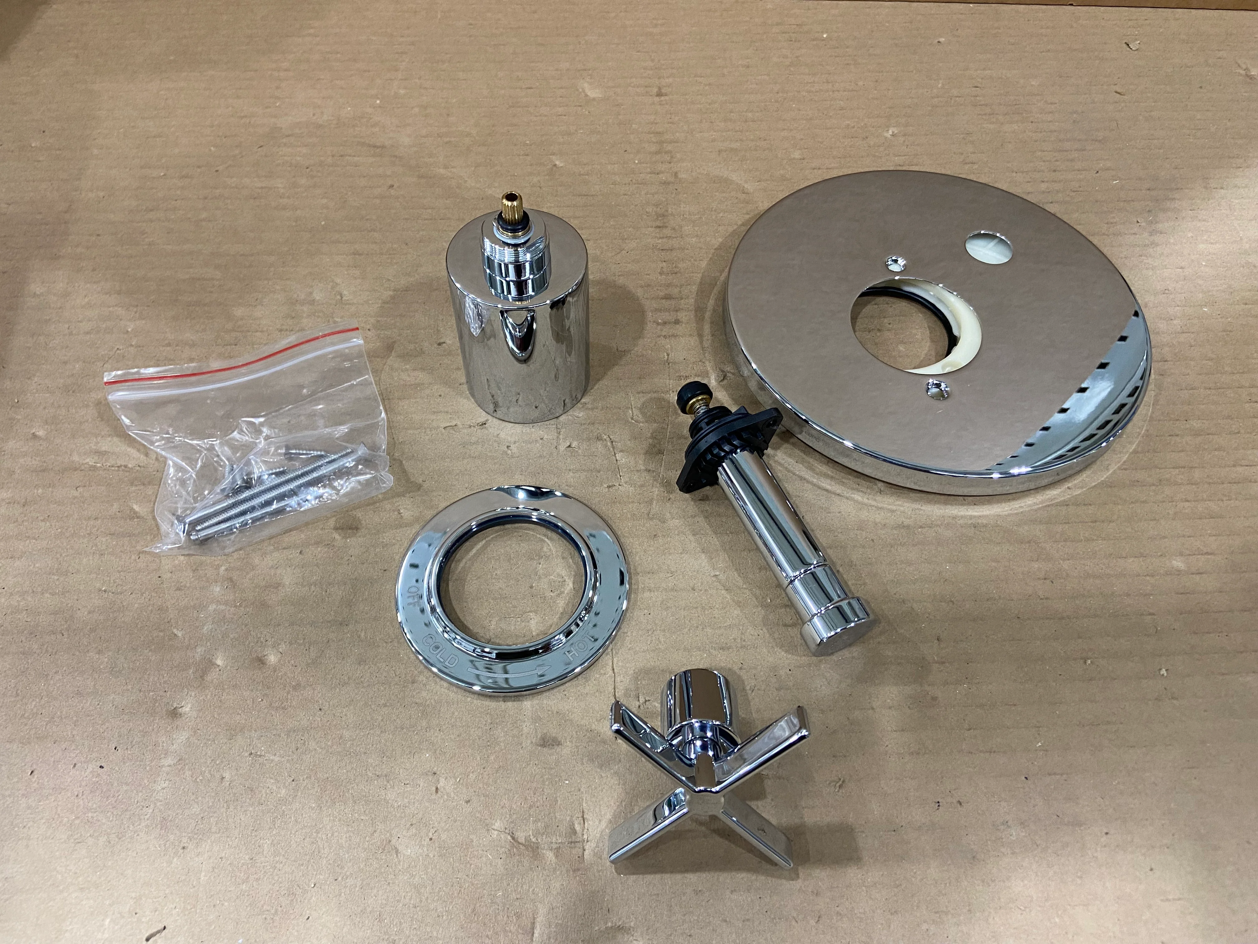 Percy Pressure Balanced Tub/Shower Diverter Valve Trim Kit - Image 2