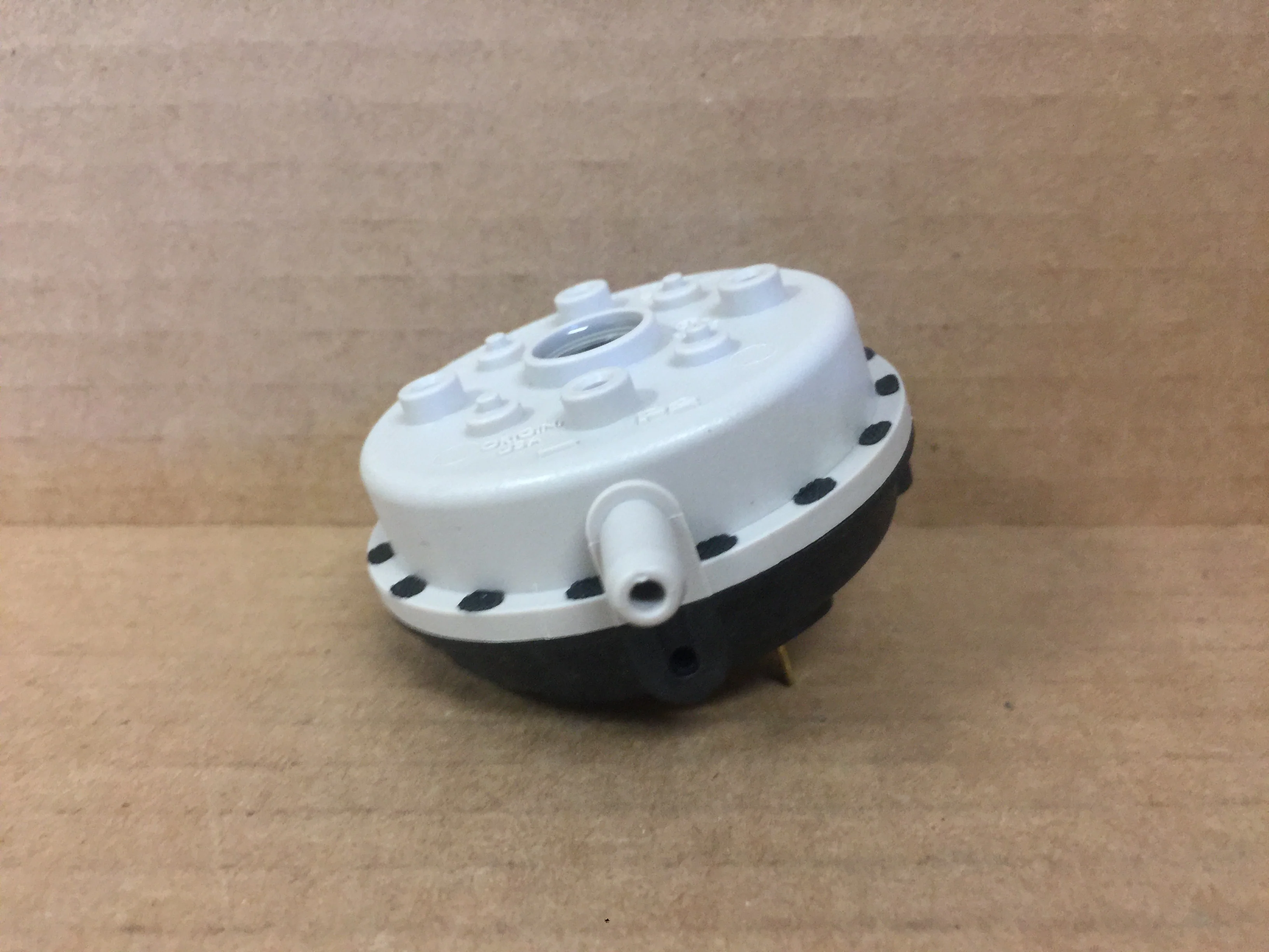 Pressure Switch - Image 3