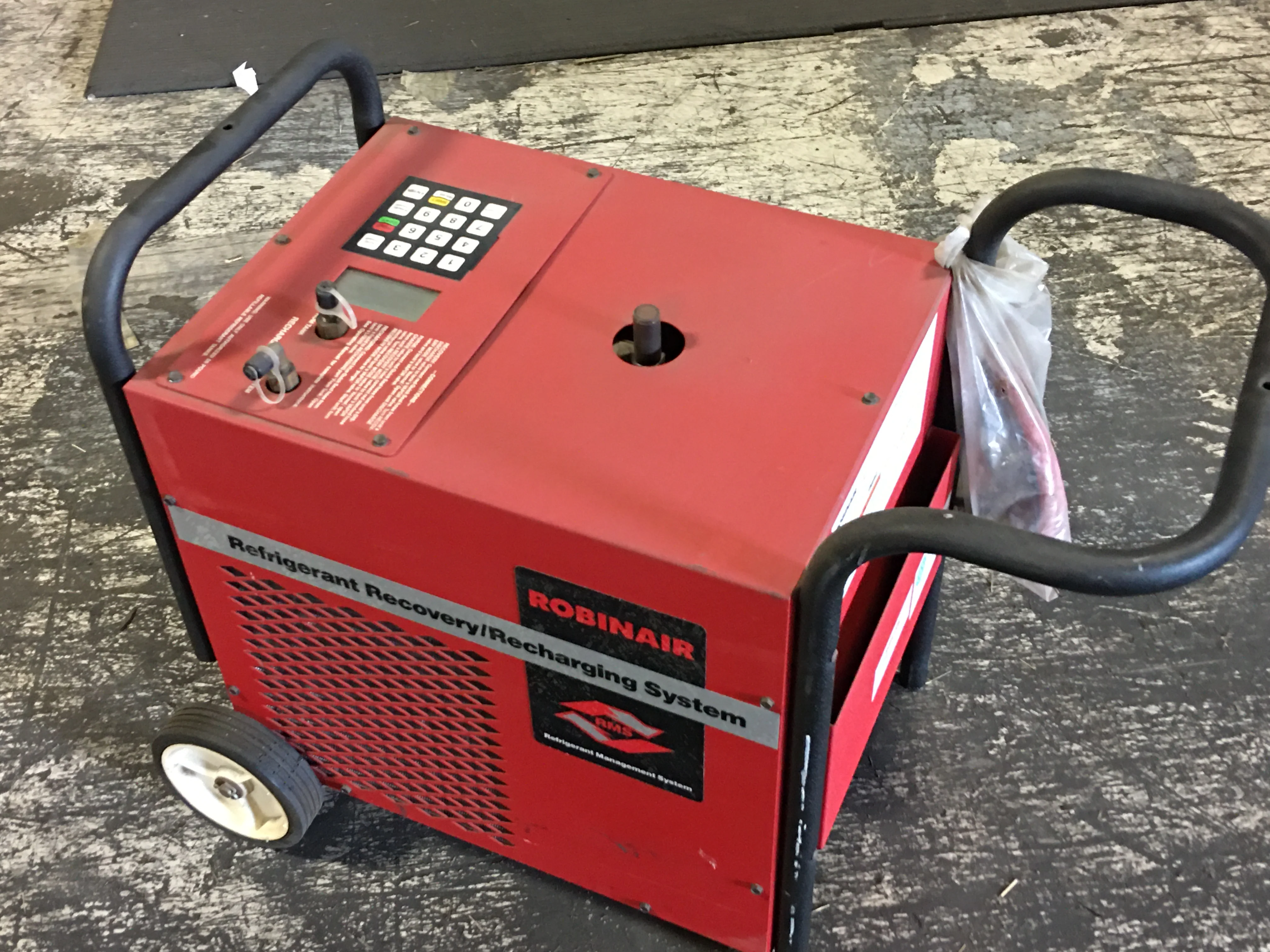 Refrigerant Recovery/Recharging System 115/60/1 - Image 3