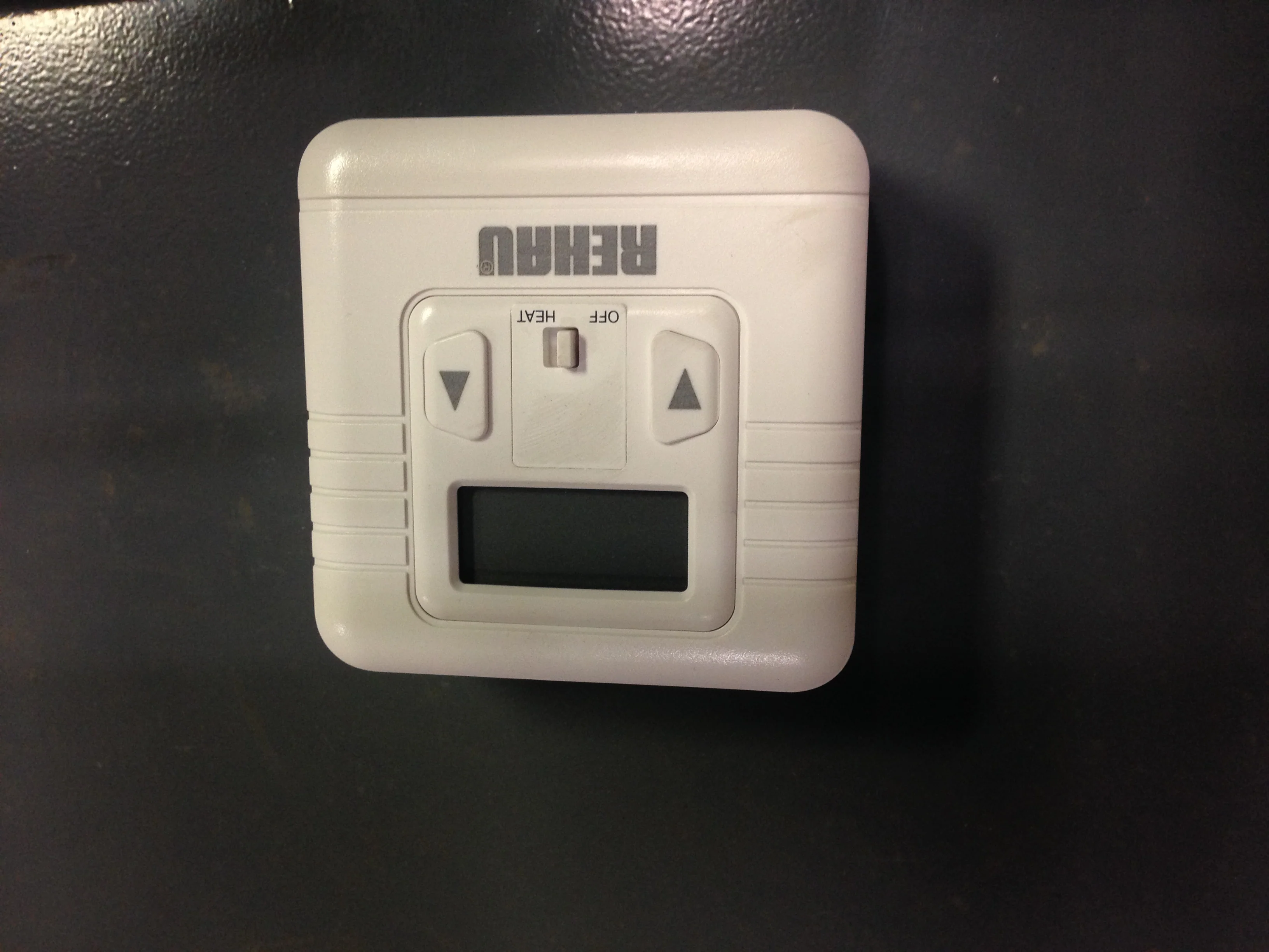 Rehau Basic Digital Thermostat, 24V, 1A - Image 4
