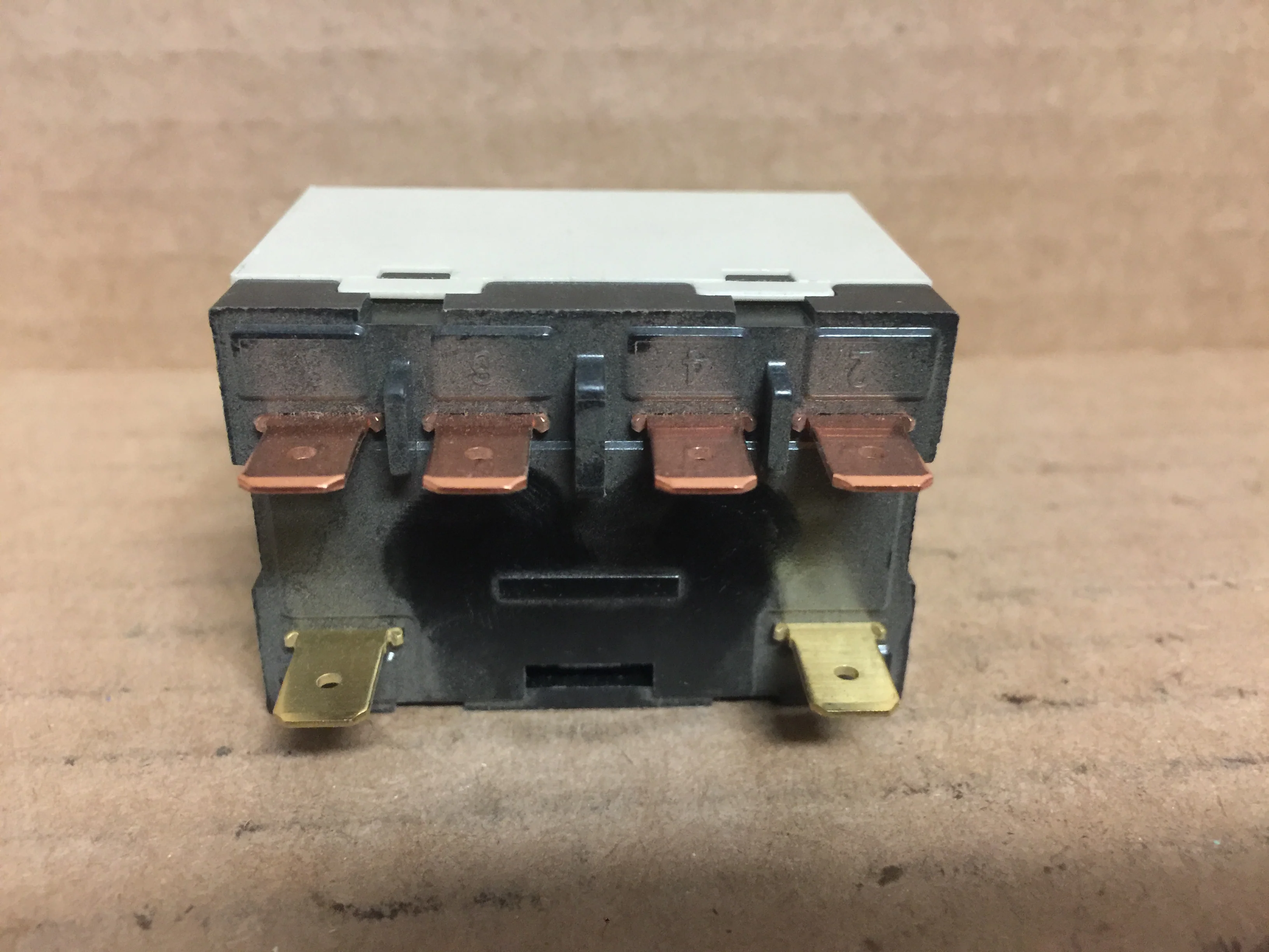 General Purpose Relay  DPST 25Amp 240VAC - Image 3