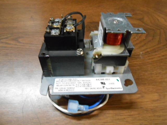 Relay Transformer; Primary: 120V, 50/60Hz, Secondary: 24V - Image 4