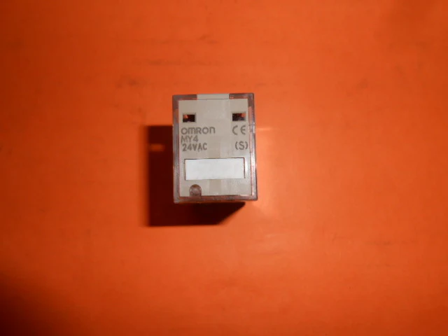 Replacement Plug-In Relay 24V - Image 3