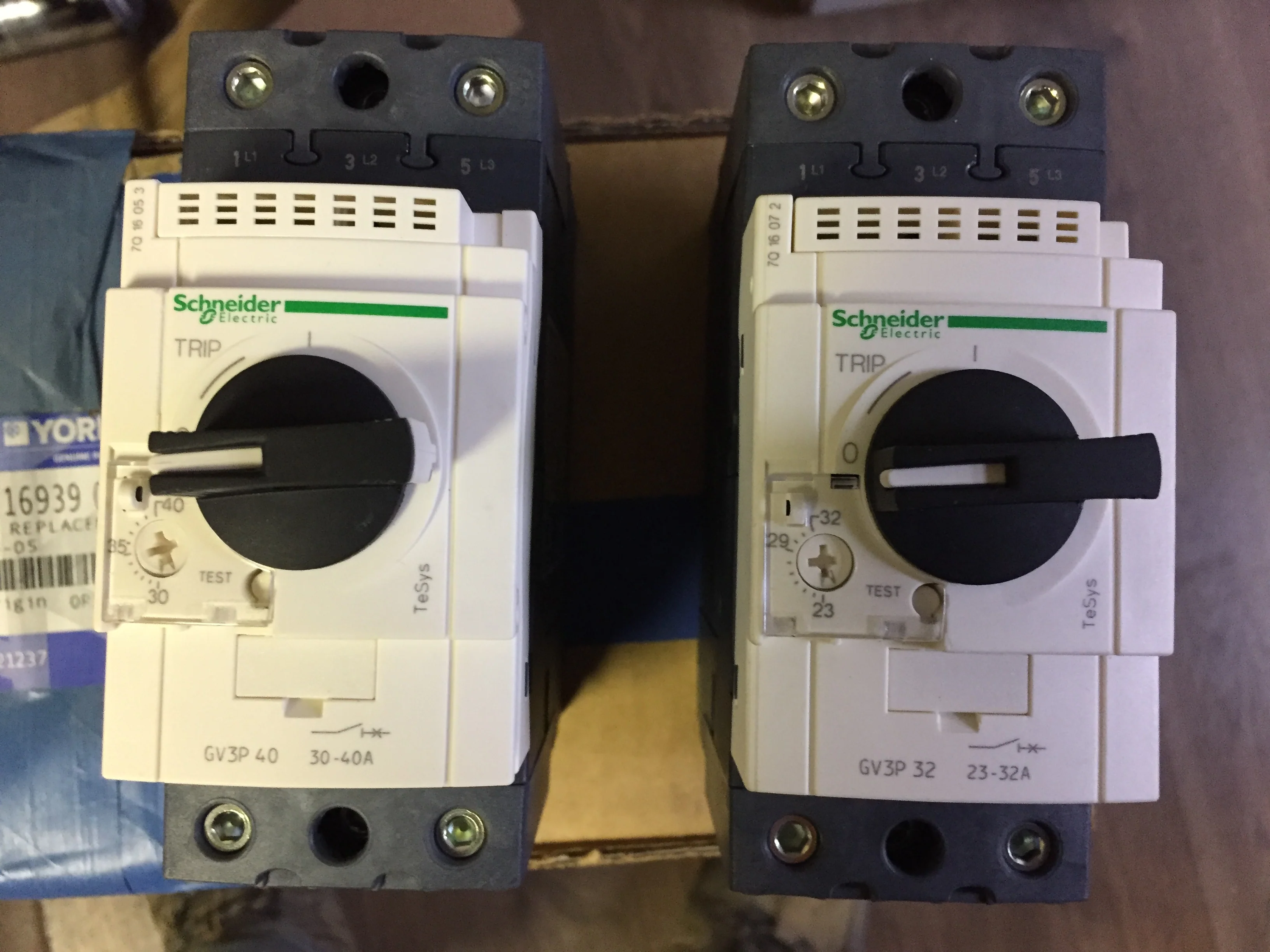 Replacement Start Kit for GV3ME40 Chiller