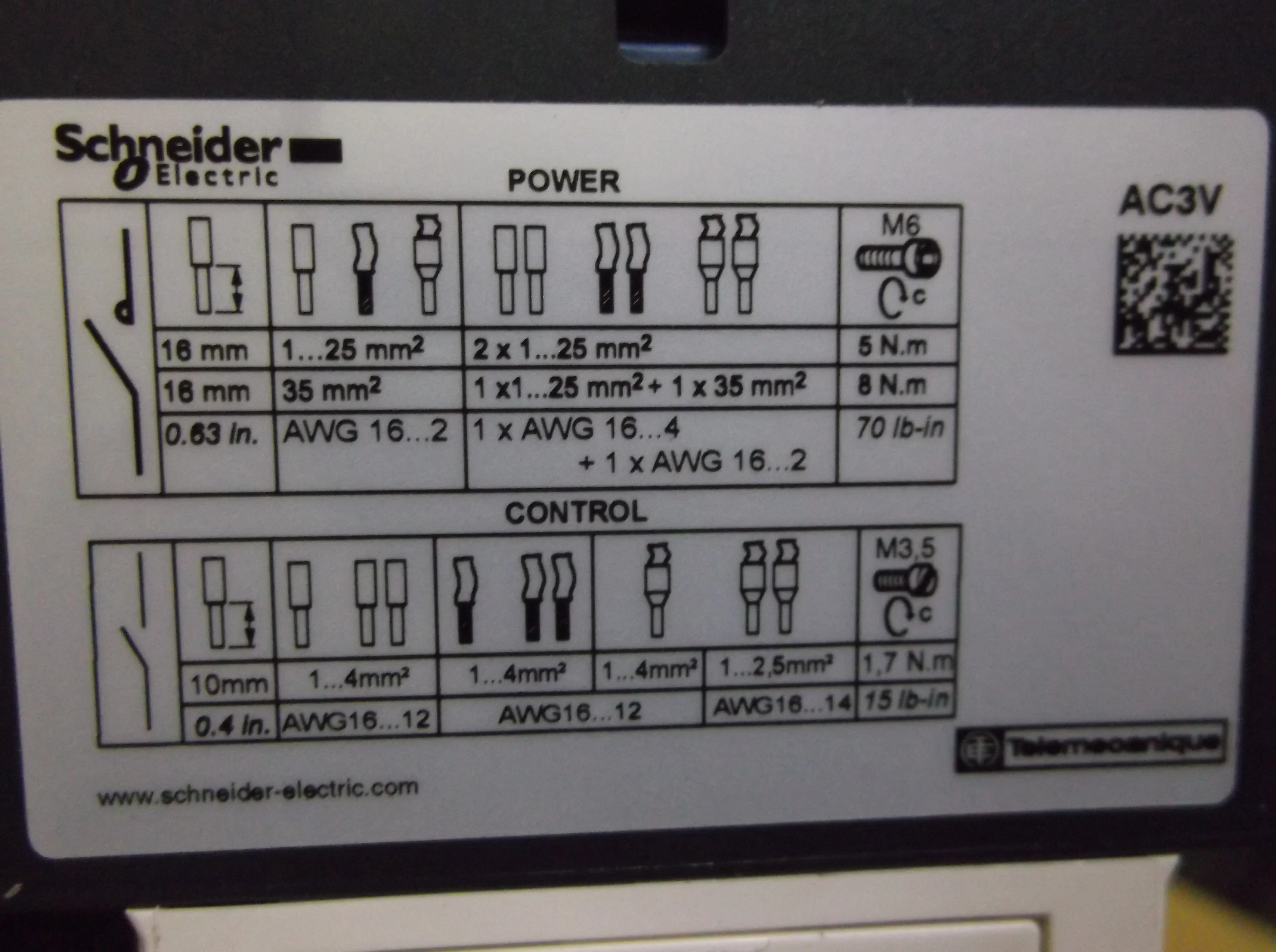 Reversing Contactor 3-Pole  Coil Voltage:120VAC 50/60Hertz  50Amp 40HP 200-600 VAC - Image 7