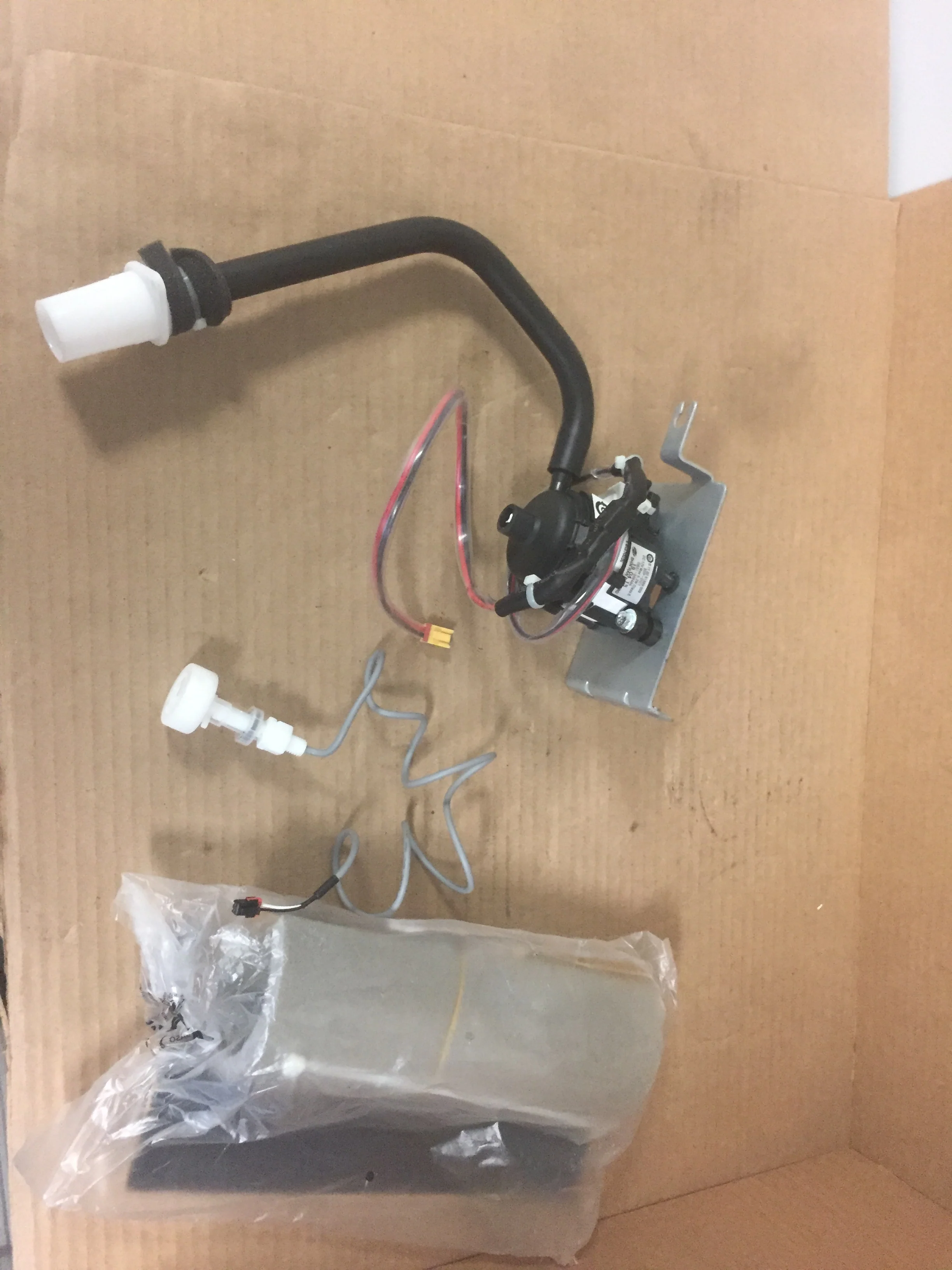 Drain Pump and Float Kit - Image 8