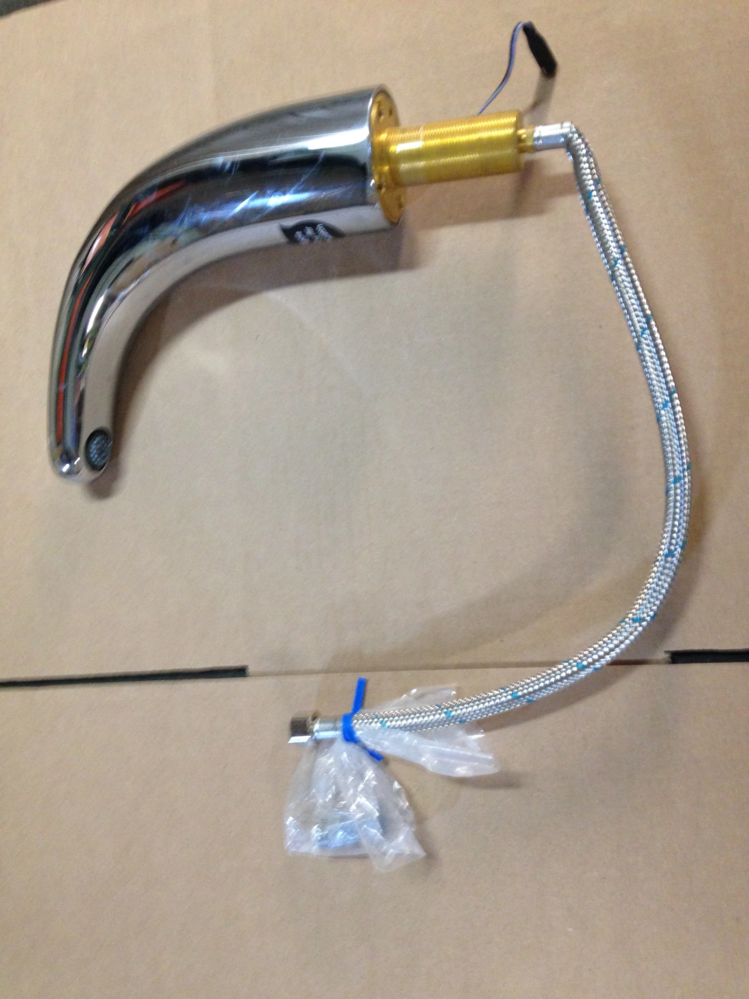 Selectronic Integrated Faucet w/Above-Deck Mixing