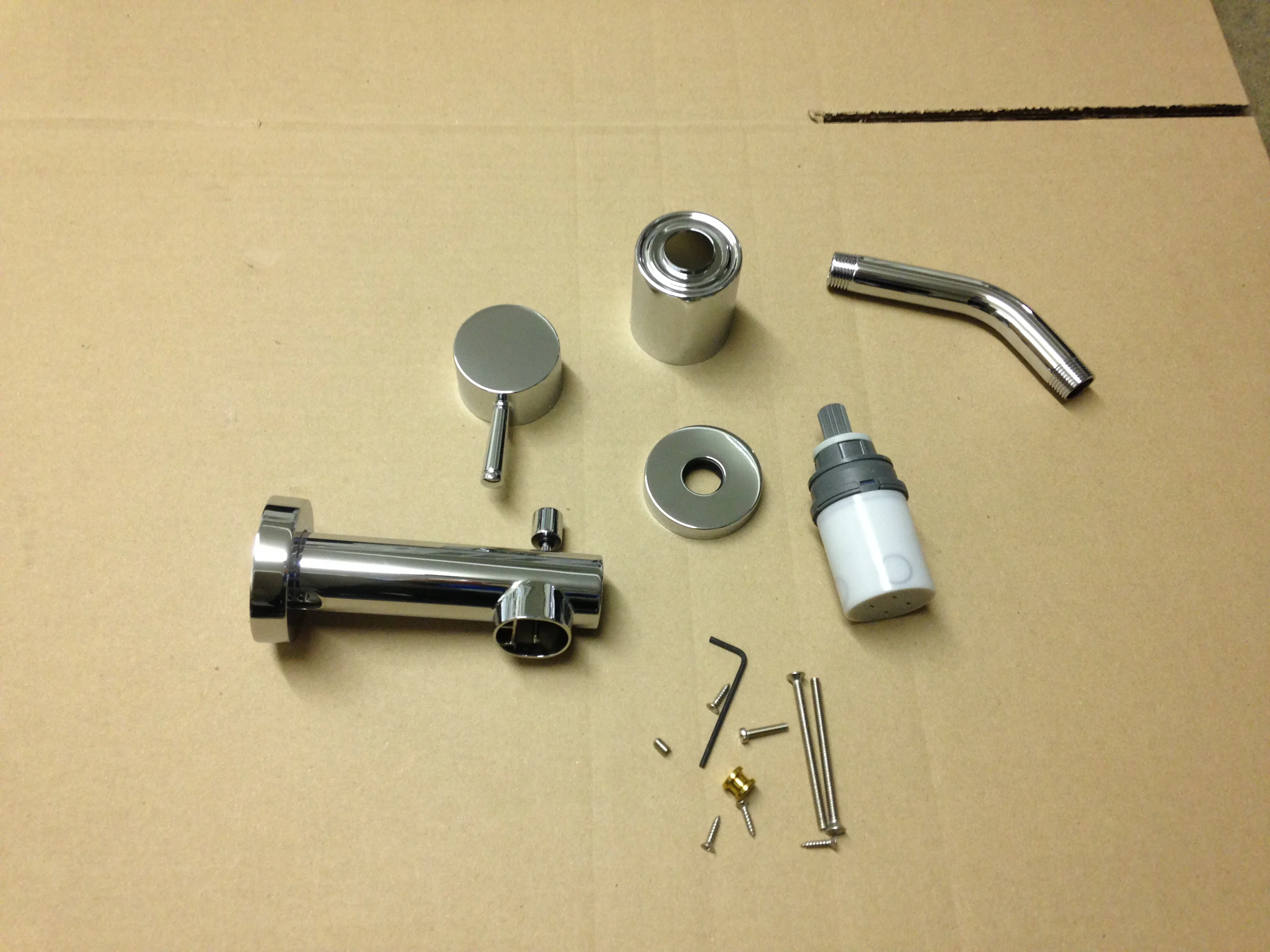 Serin Bath/Shower Trim w/Pressure Balance Cartridge Less Showerhead - Image 3