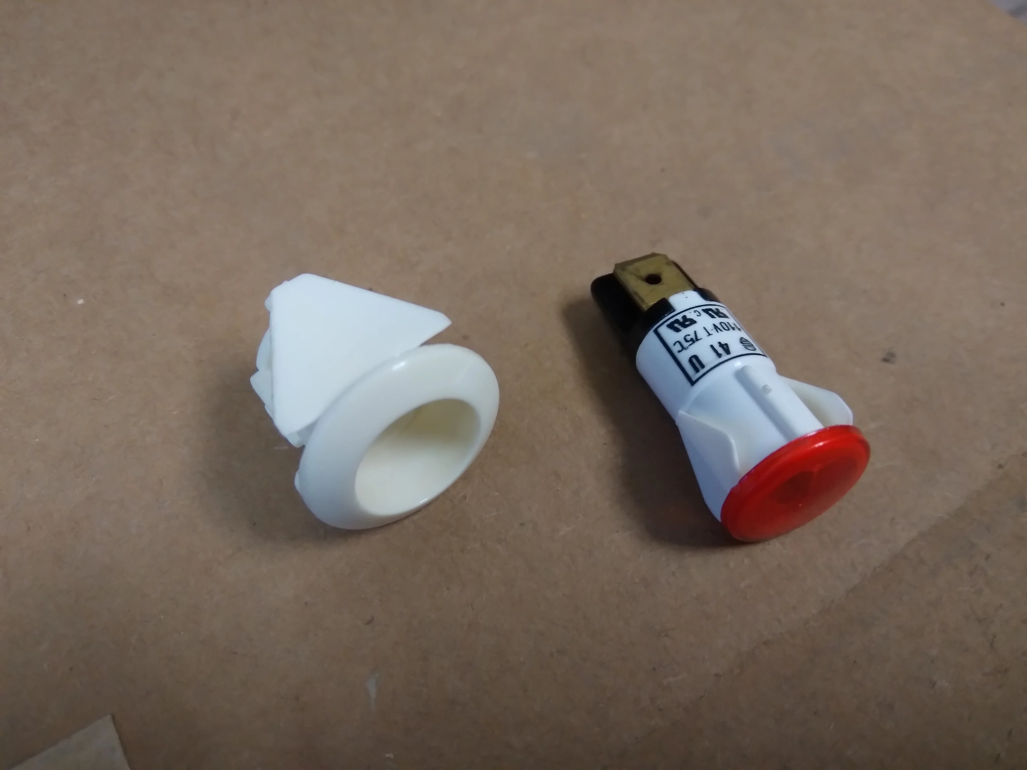 SERVICE INDICTOR LIGHT