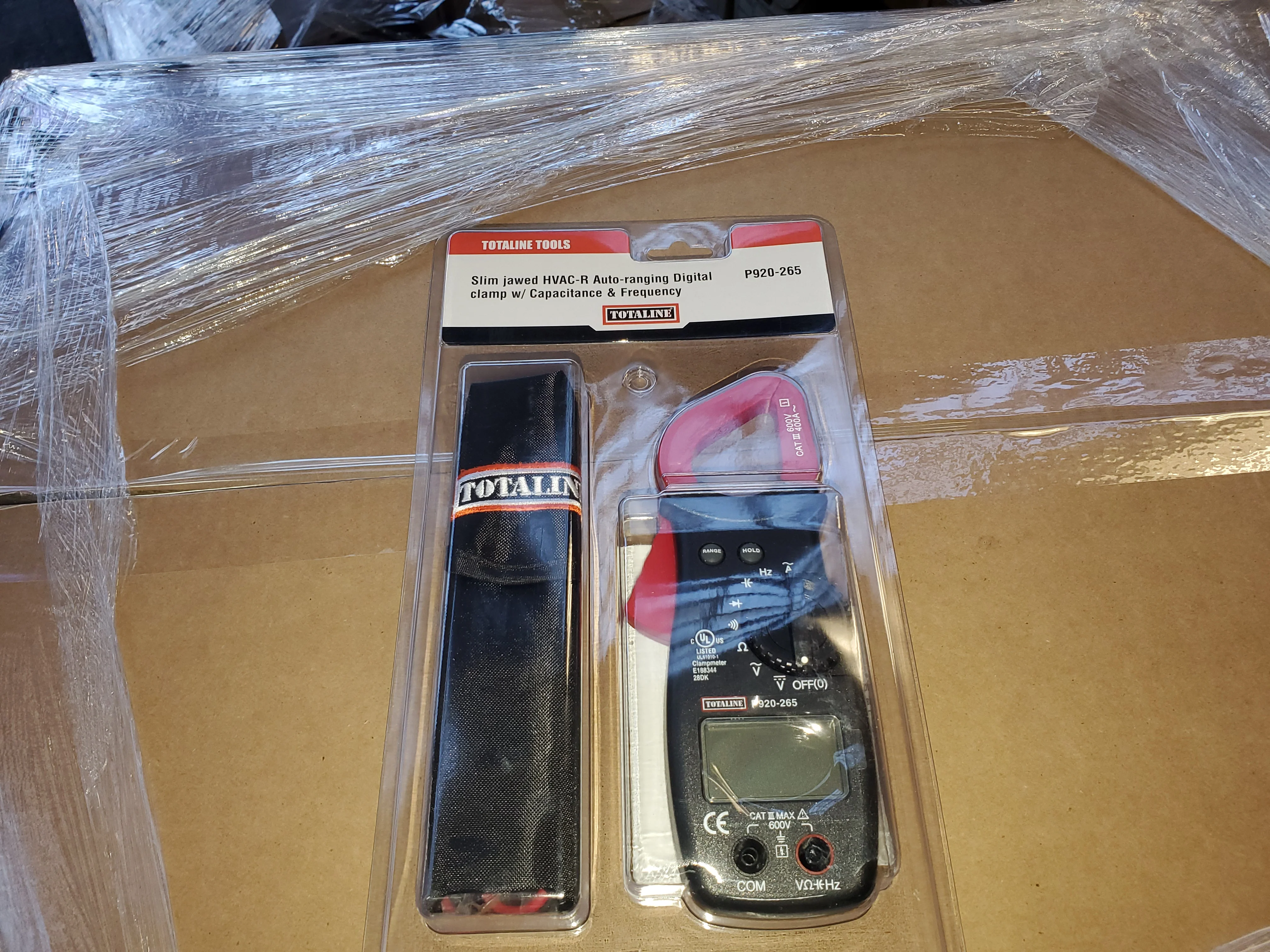 Slim Jawed HVAC-R Auto-Ranging Digital Clamp w/Capacitance & Frequency