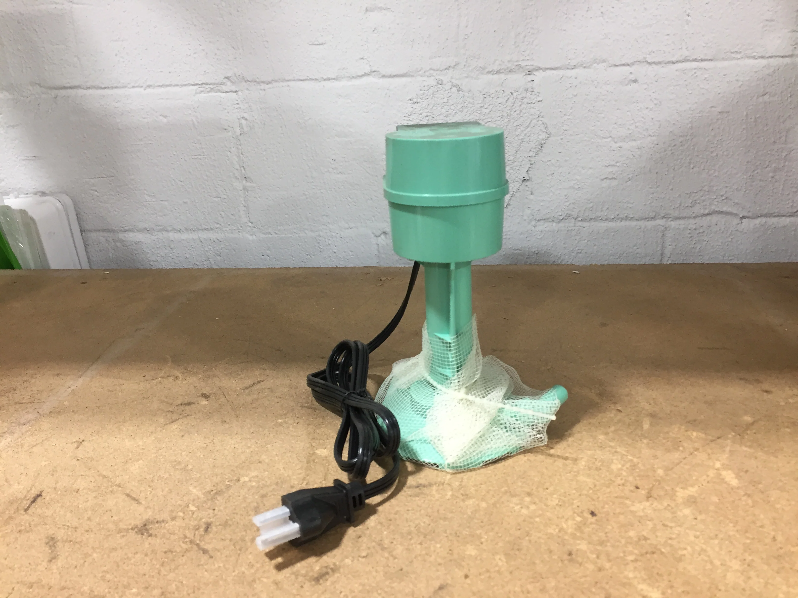 Low Sump Cooler Pump With Basket, Volts: 120, Cfm: 6800 - Image 4
