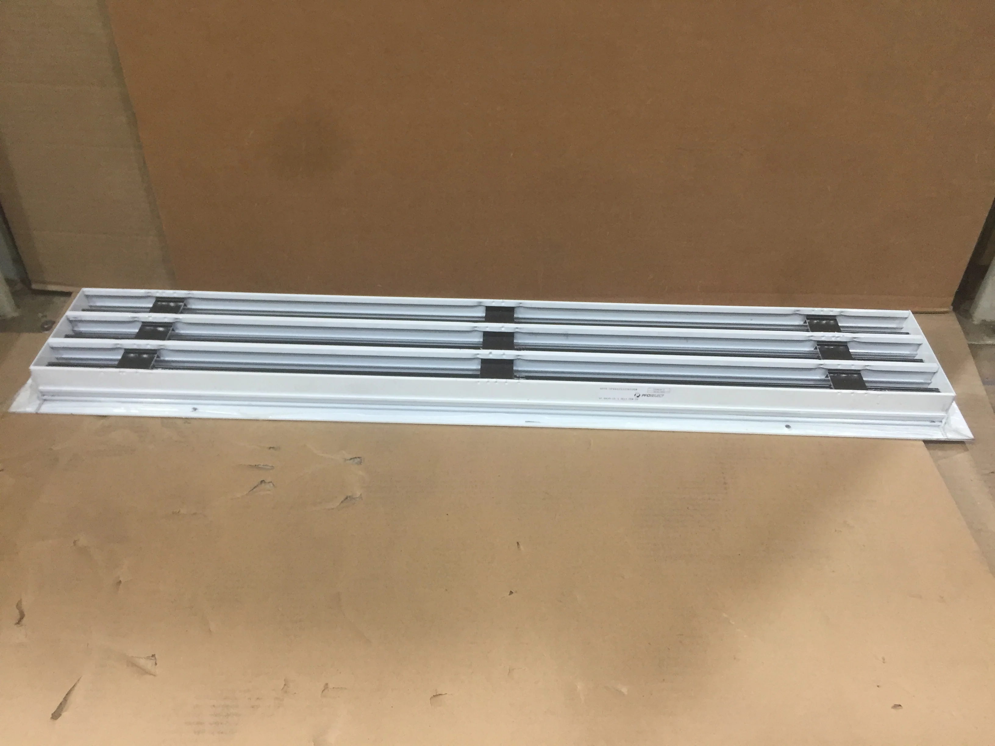 SUPPLY/RETURN LINEAR SLOT DIFFUSER **SOLD AS 1 PIECE** - Image 3