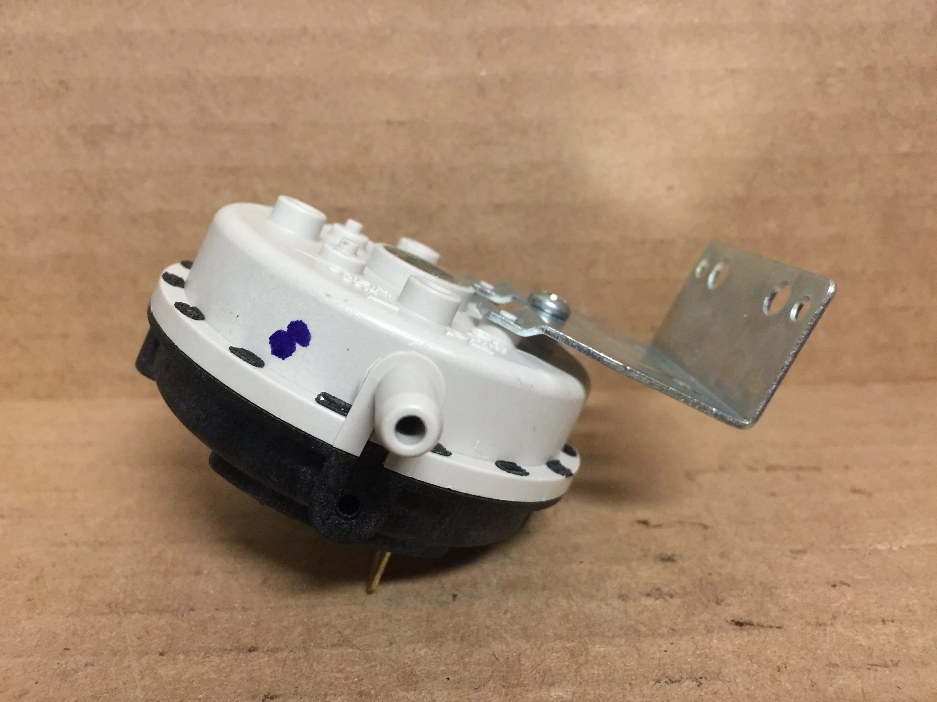 Switch; Air Pressure, .85 Single - Image 6