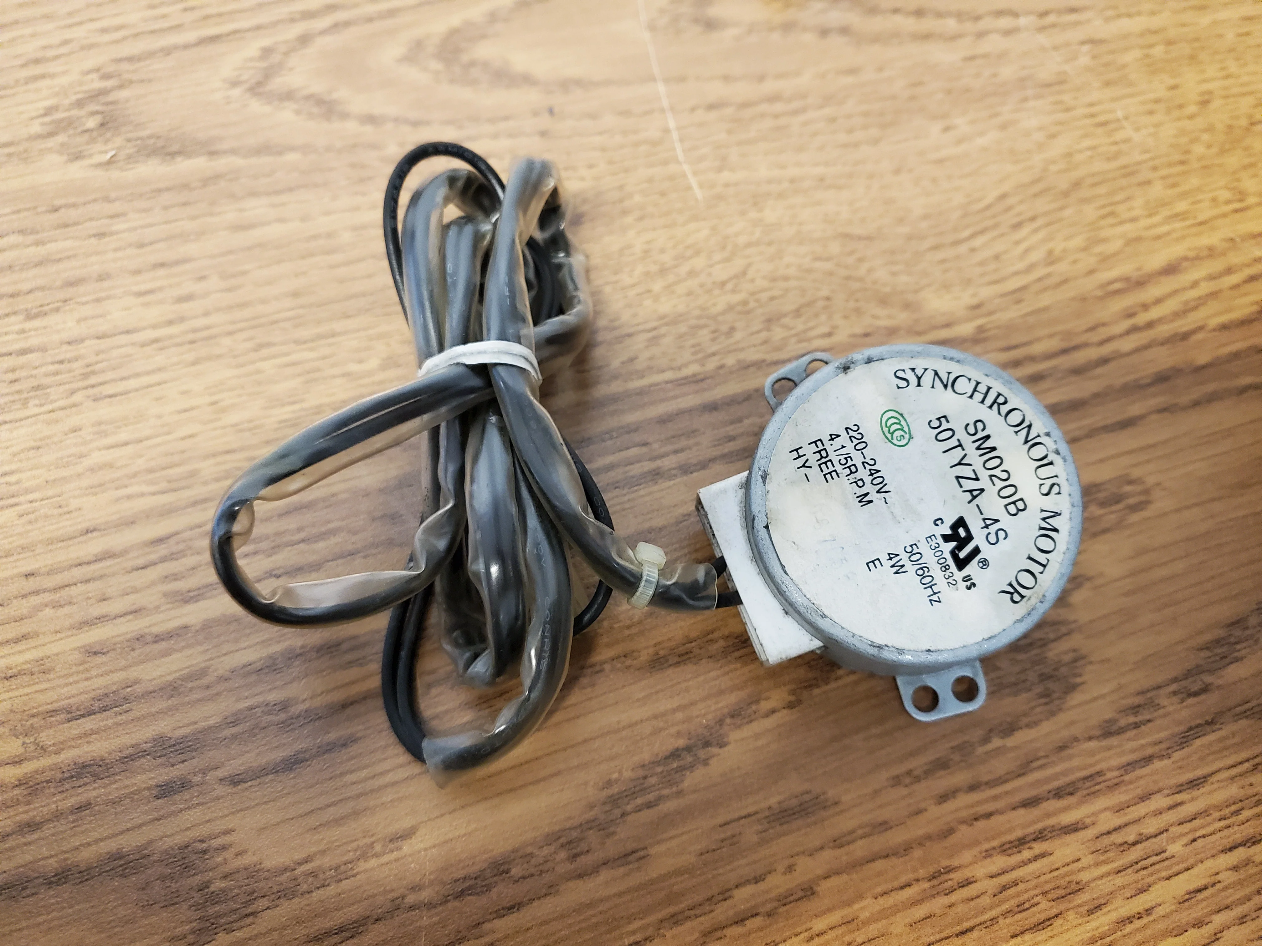 Motor 4W 220/240V - Image 5