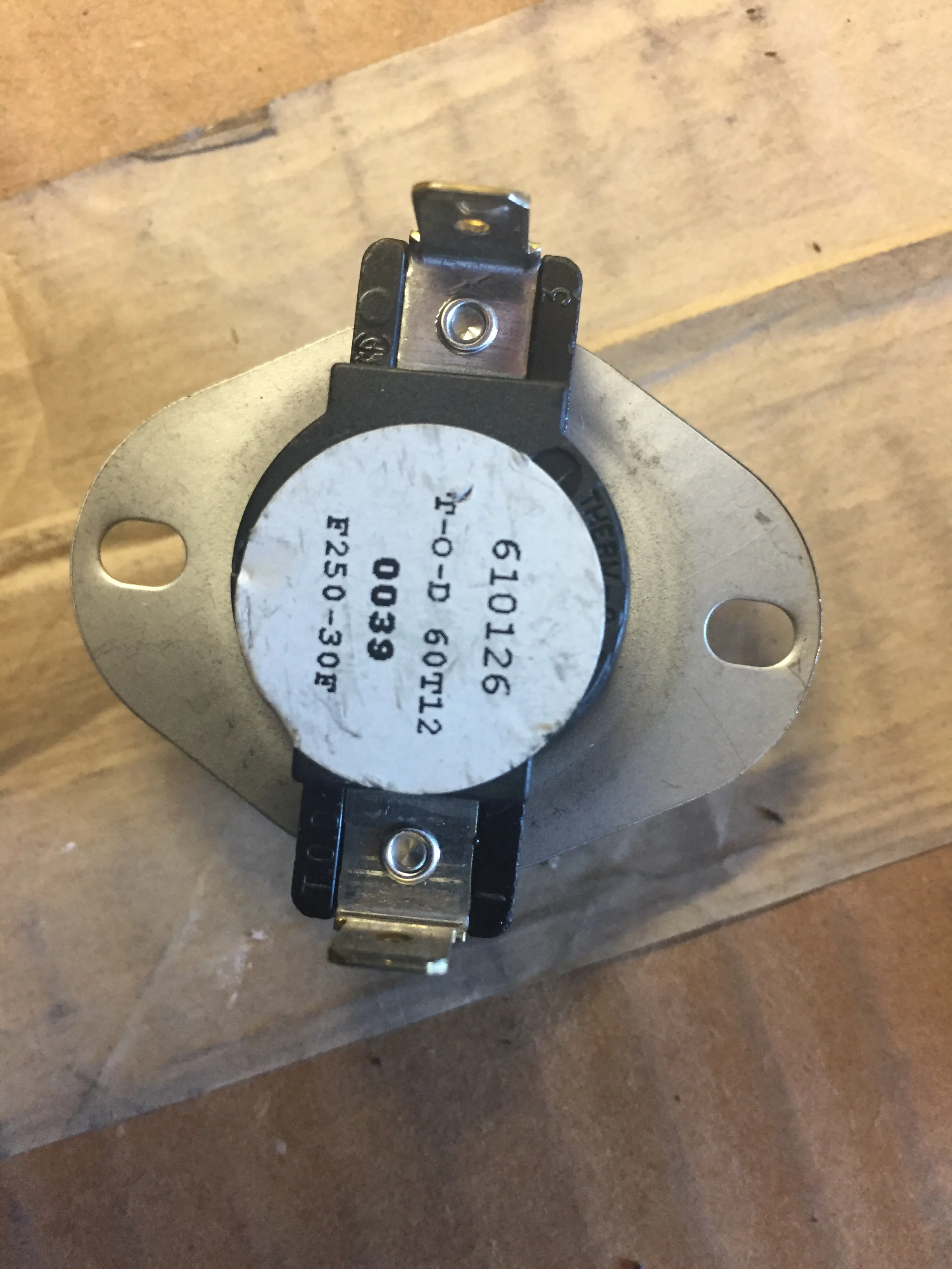 Thermostat Fan Control, Open:220, Close:250(30) - Image 4