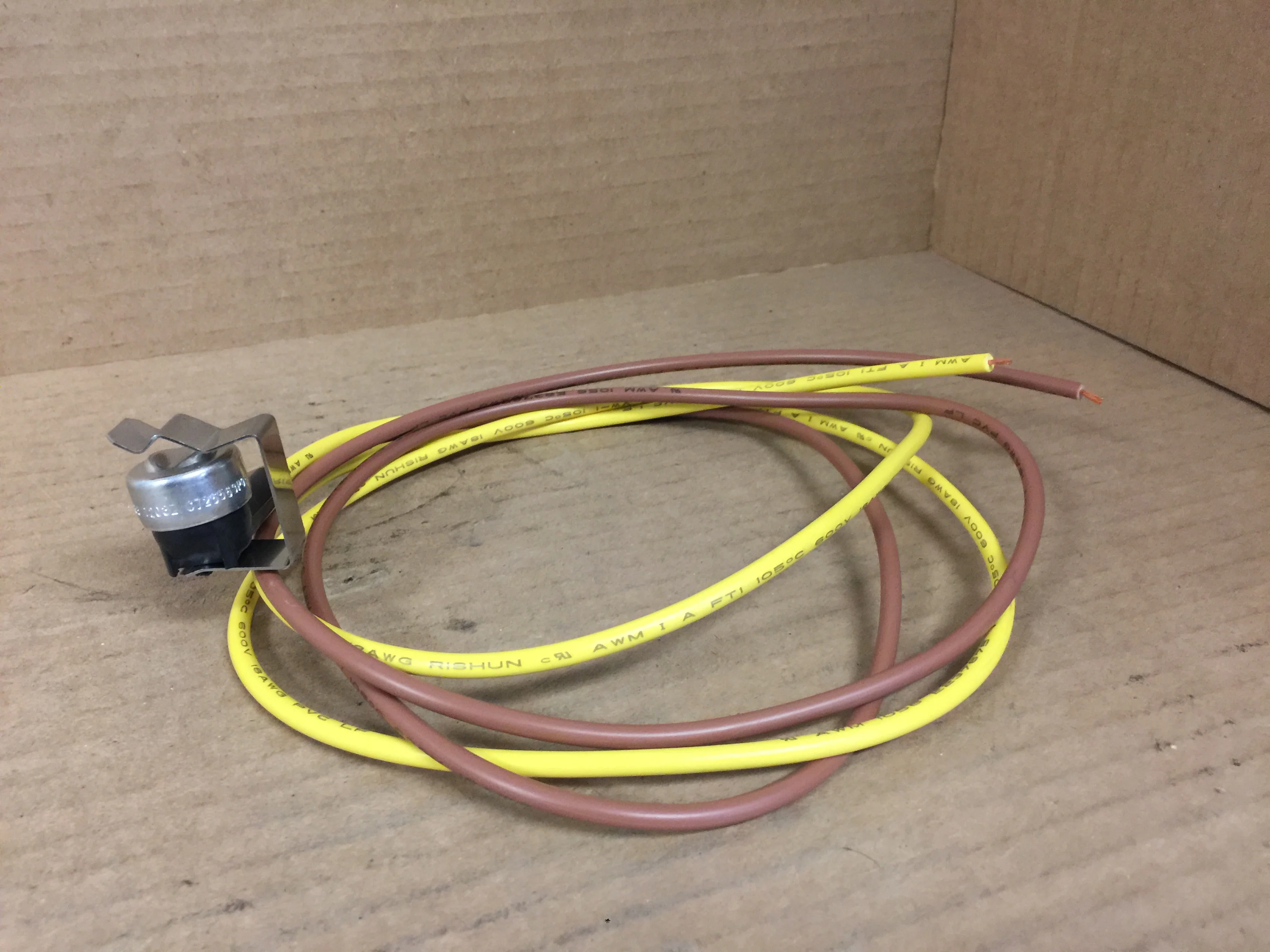 Thermostat; Fixed Temp, Service Part, L70F-33 - Image 6