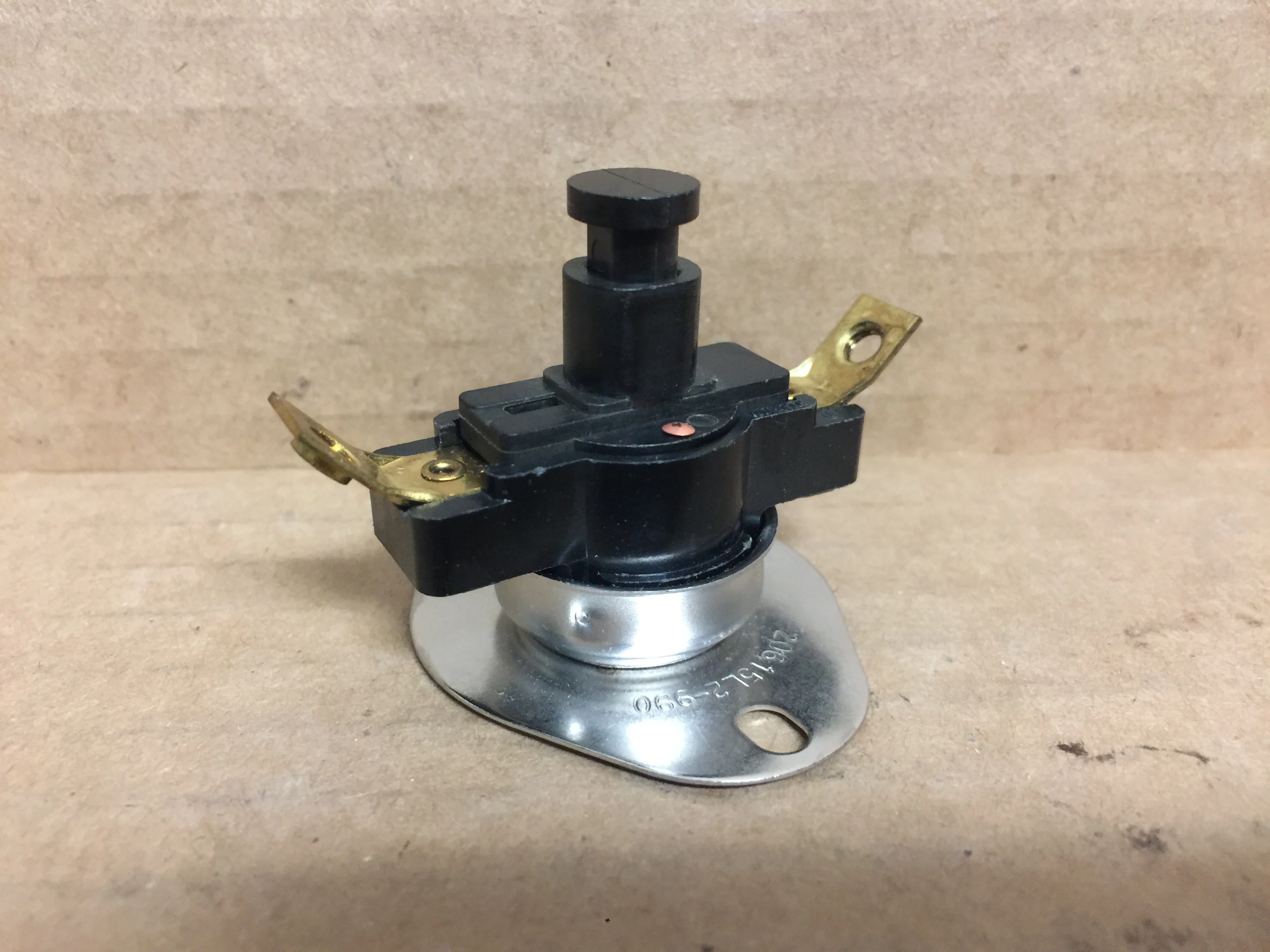 Thermostat; Fixed Temp-Disc Type, 200F Open On Rise - Image 7