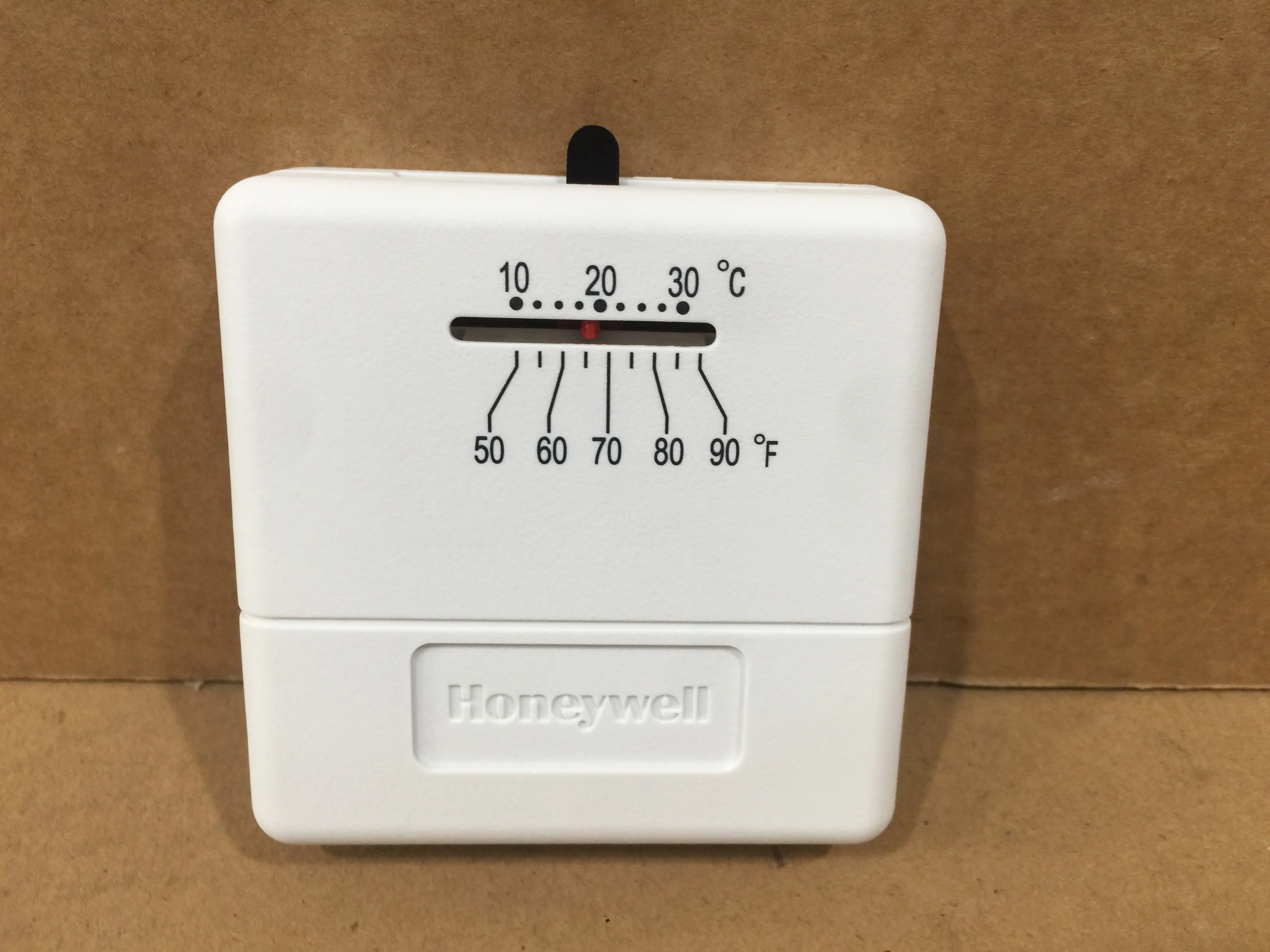 Thermostat; Heating Only 24 VAC - Image 4