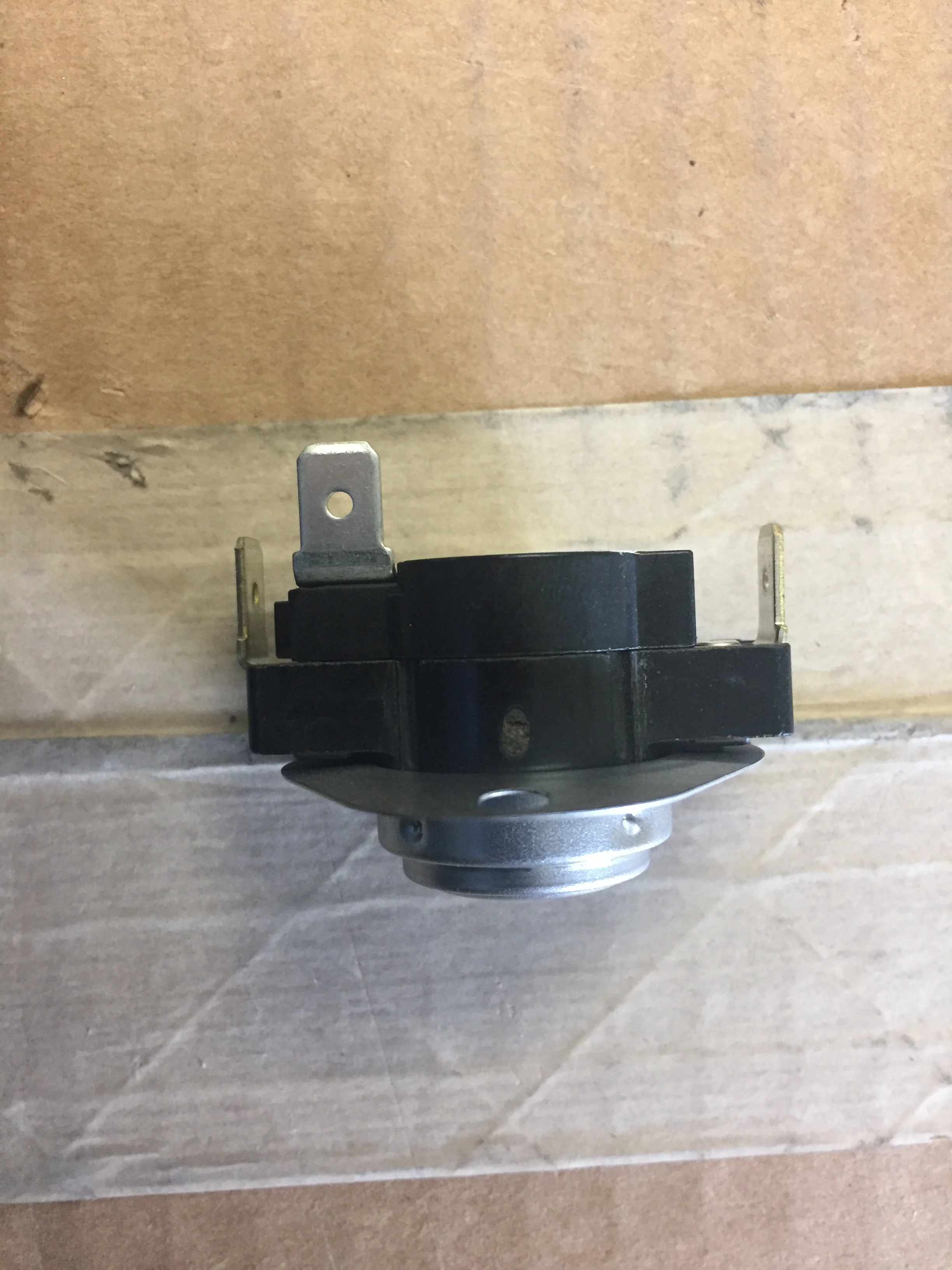 Thermostat, Open:145 Close:125(20) - Image 6
