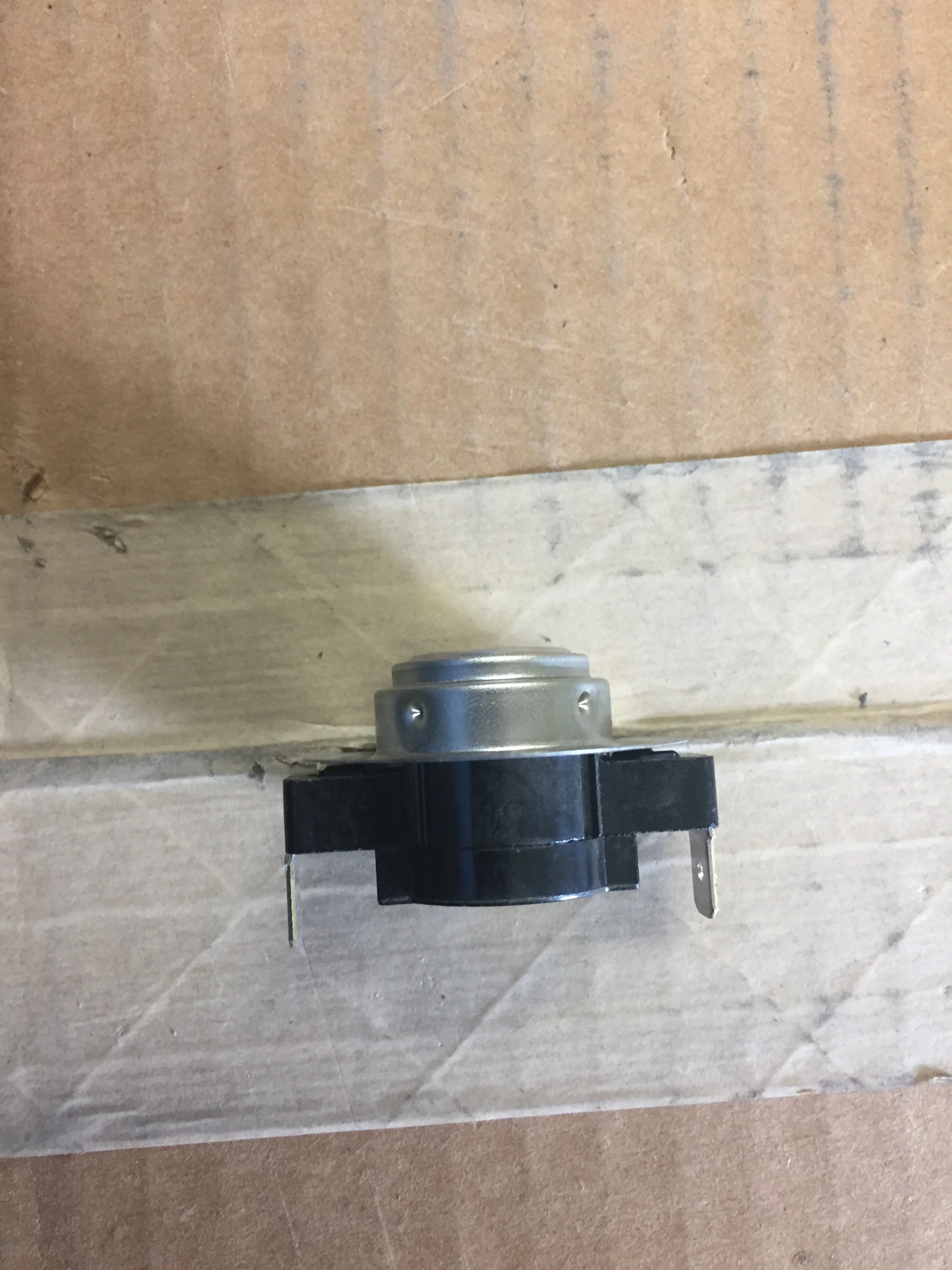 Thermostat, Open:160 ,Close:140(20) - Image 2