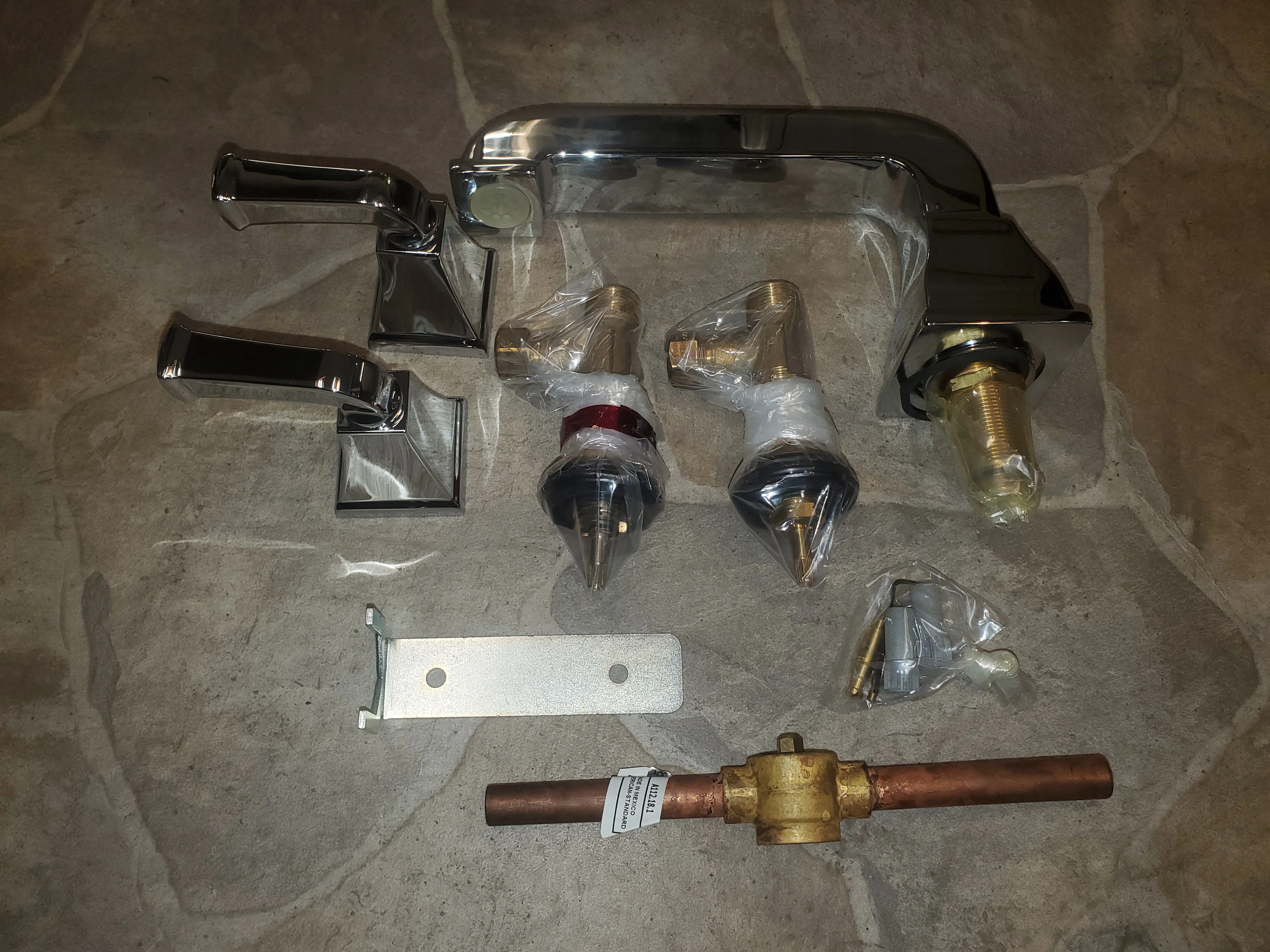 Townsquare Deckmount Tub Filler-Chrome - Image 2