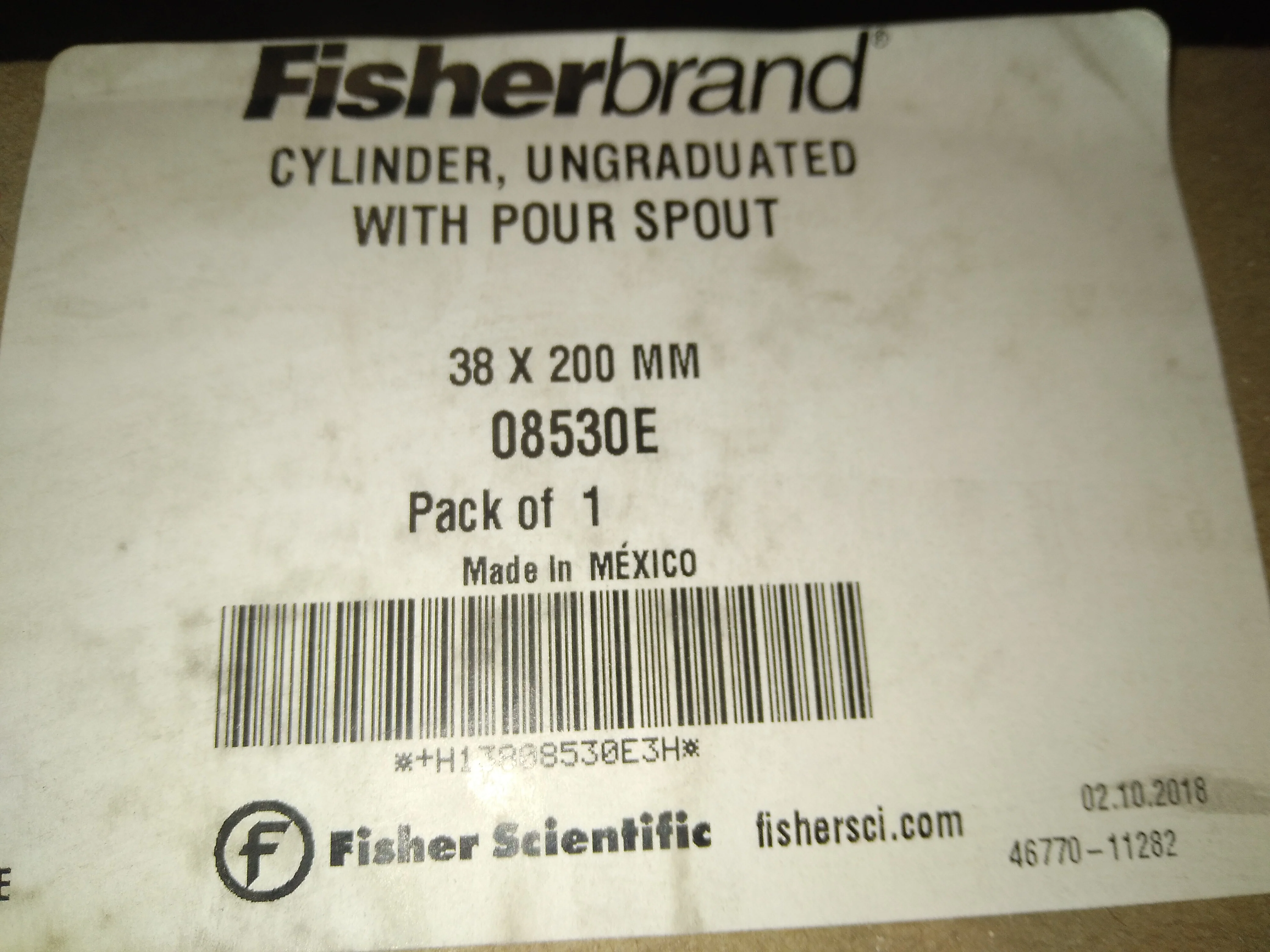 UNGRADUATED CYLINDER WITH POUR SPOUT - Image 4