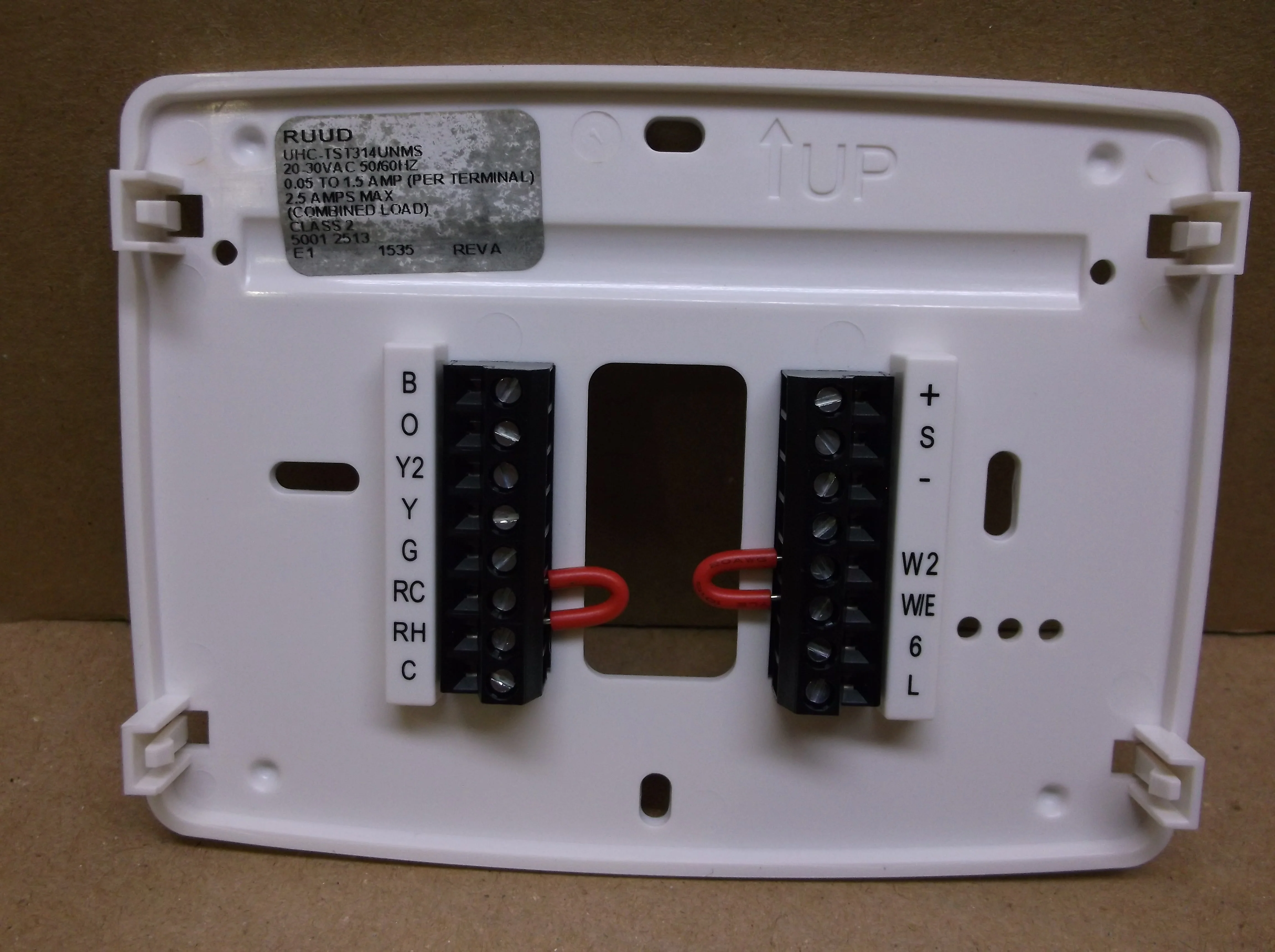 Touchscreen Thermostat 7 Day or 5/1/1 Programmable 3-Heat/2-Cool Hardwired or Battery - Image 2