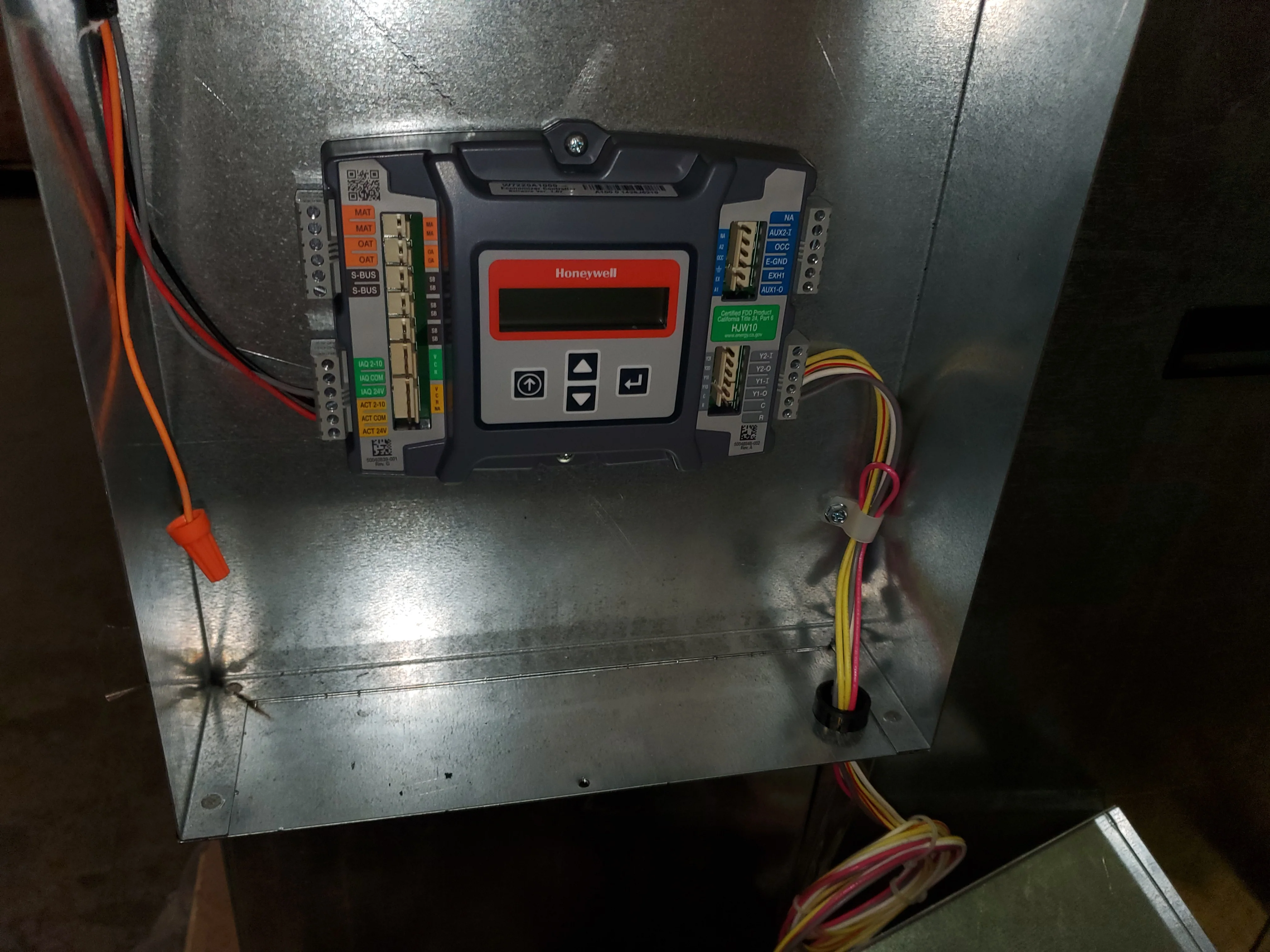 Vertical DSV Airside Economizer for a DVS300 Unit - Image 5