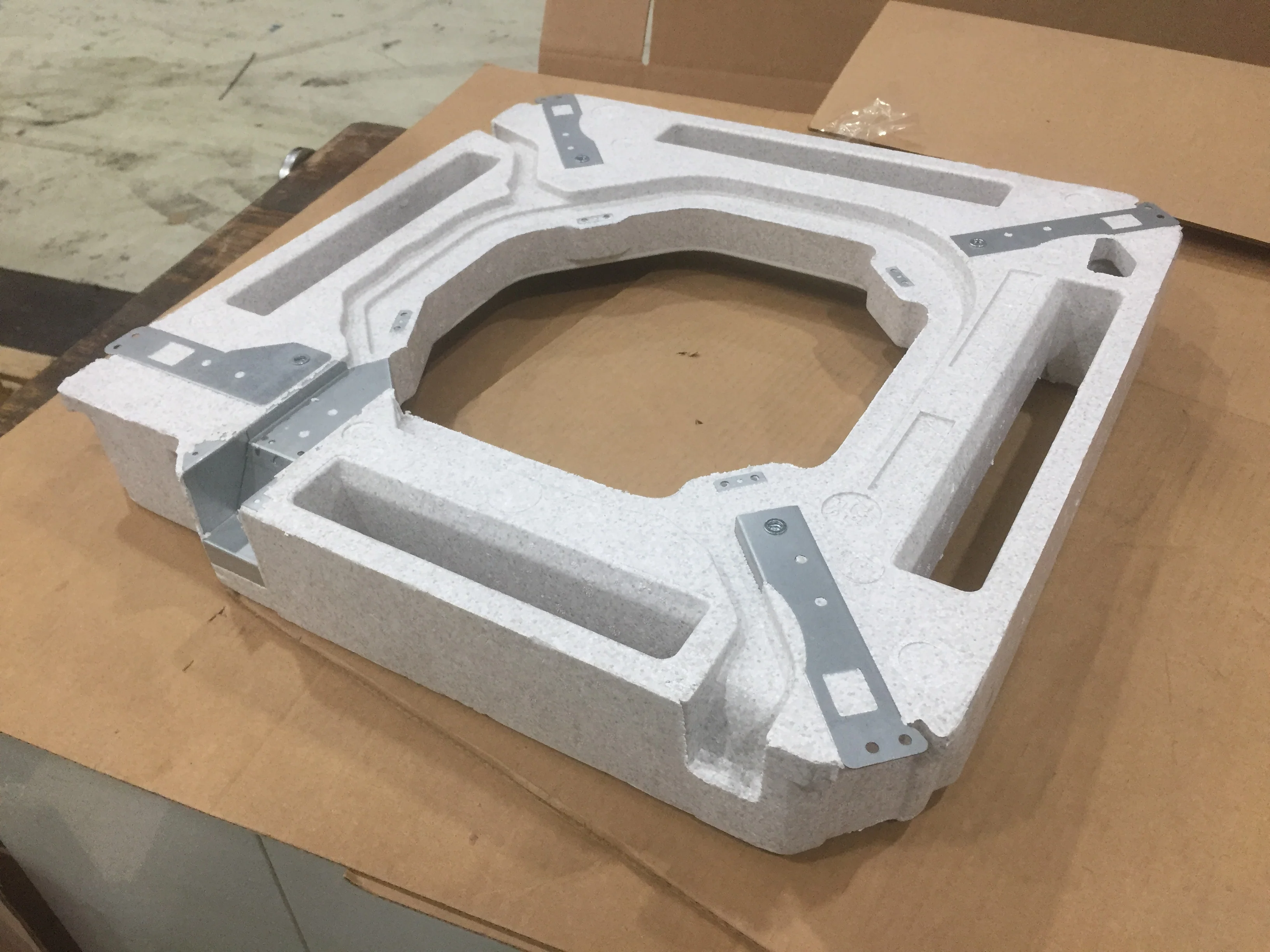 Water Tray Assembly 18" X 18" - Image 3