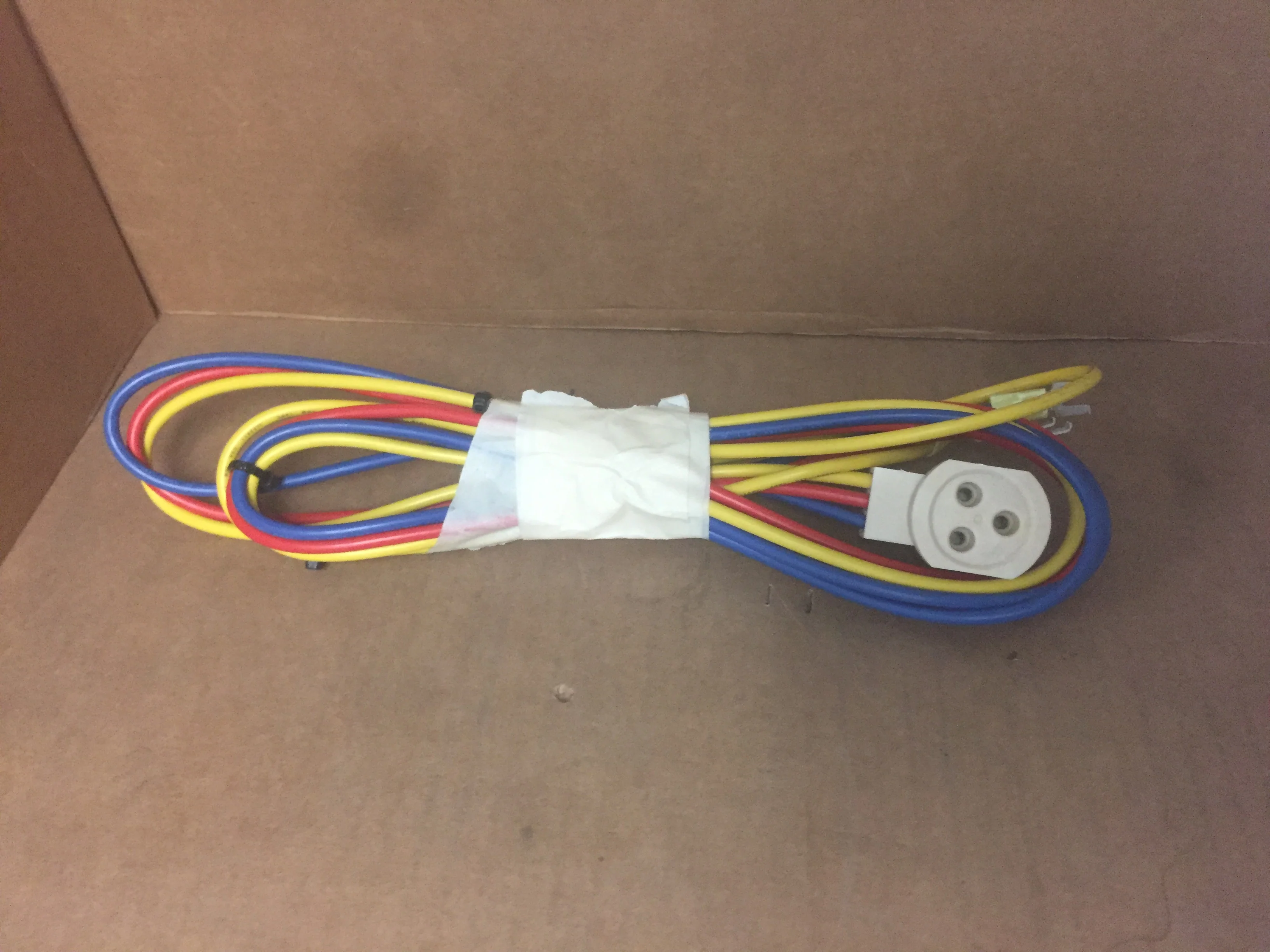 Wire Harness w/Molded Plug