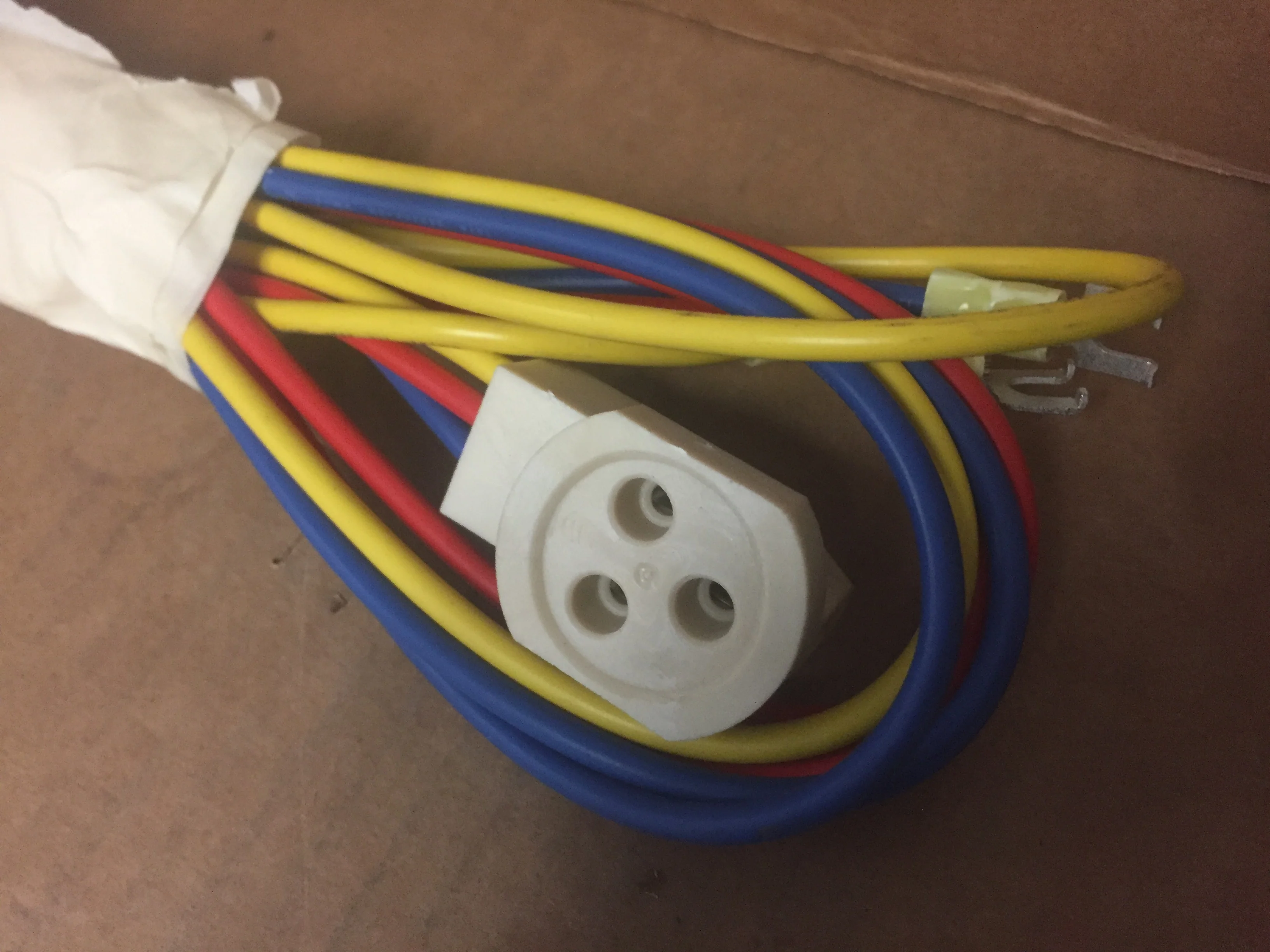 Wire Harness w/Molded Plug - Image 2