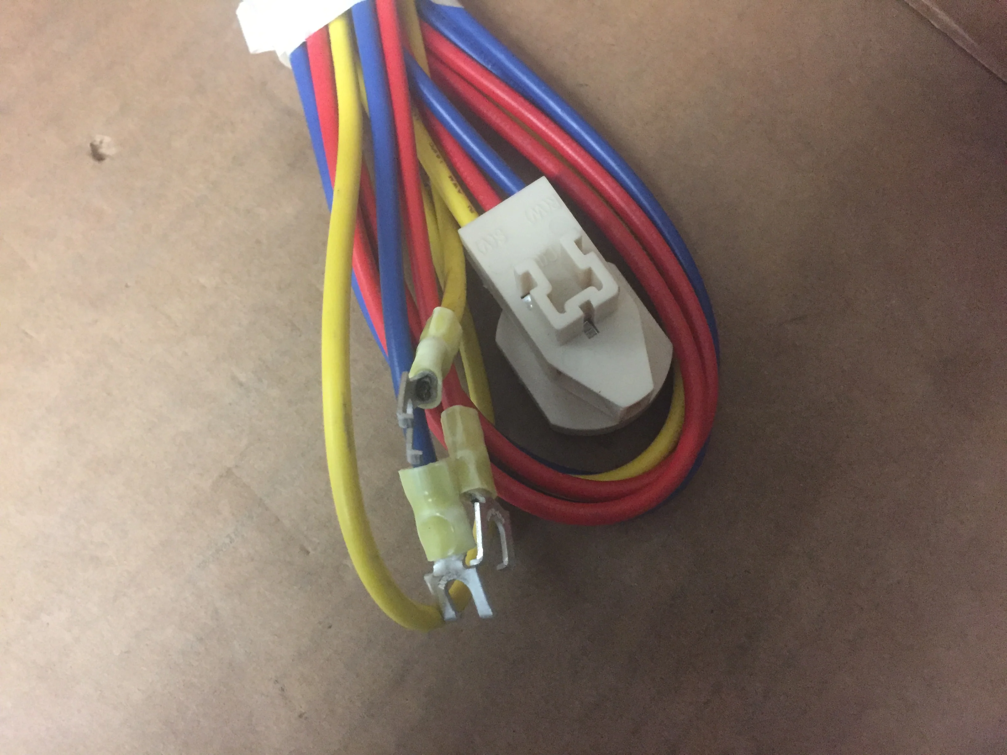 Wire Harness w/Molded Plug - Image 3